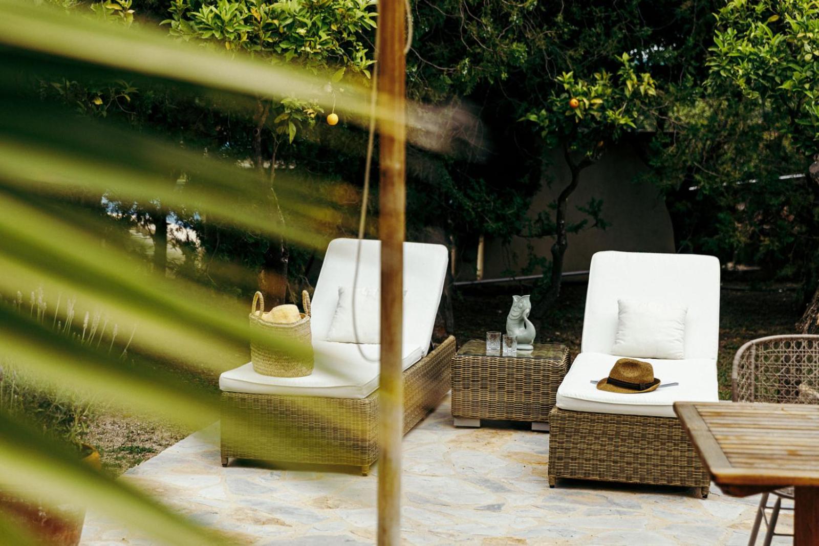 Deluxe Bungalow With Garden View photo 3