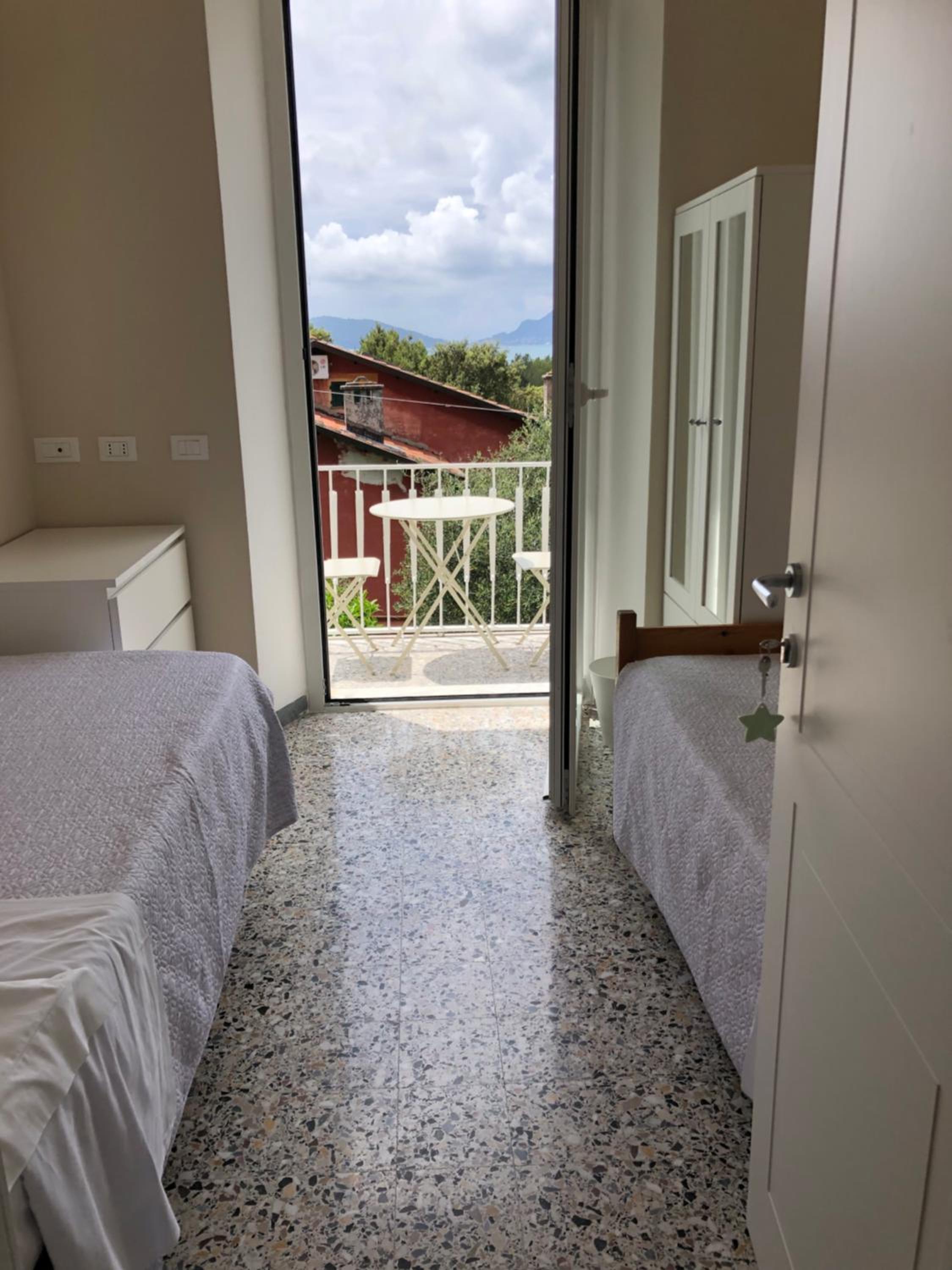 Twin Room with Sea View photo 1