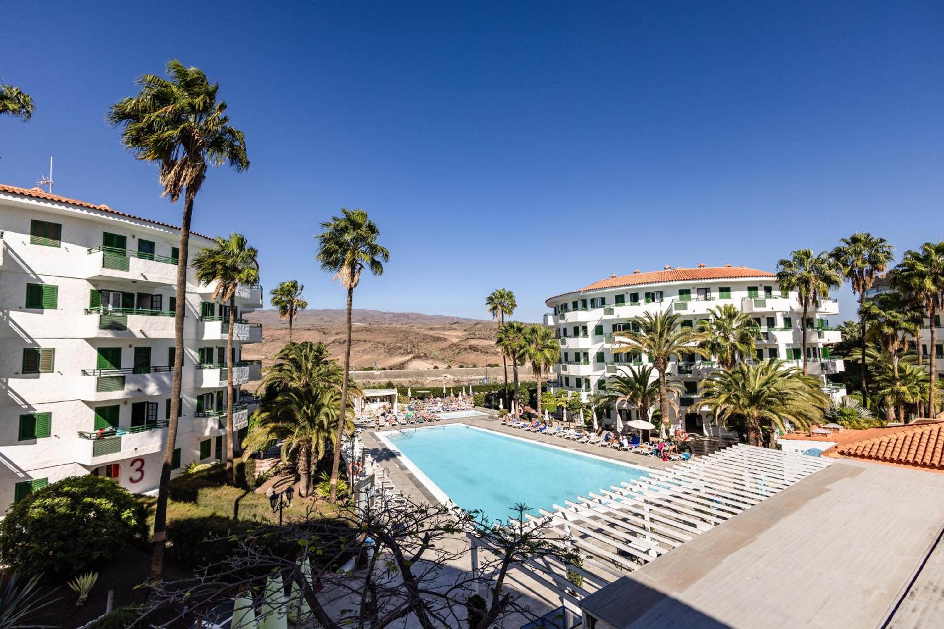 Double Room with Pool View