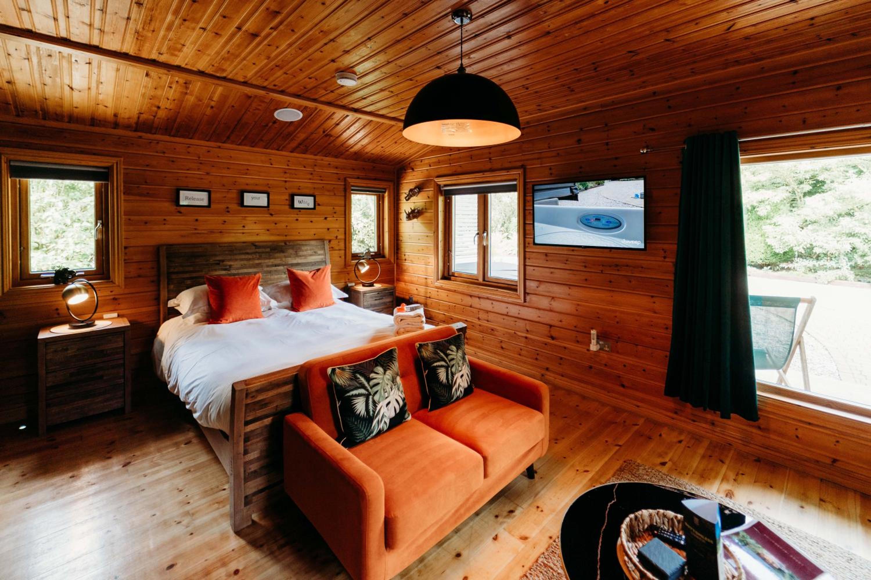 Standard King Room photo 3
