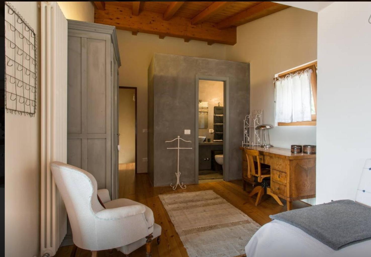 Three-Bedroom Villa photo 2