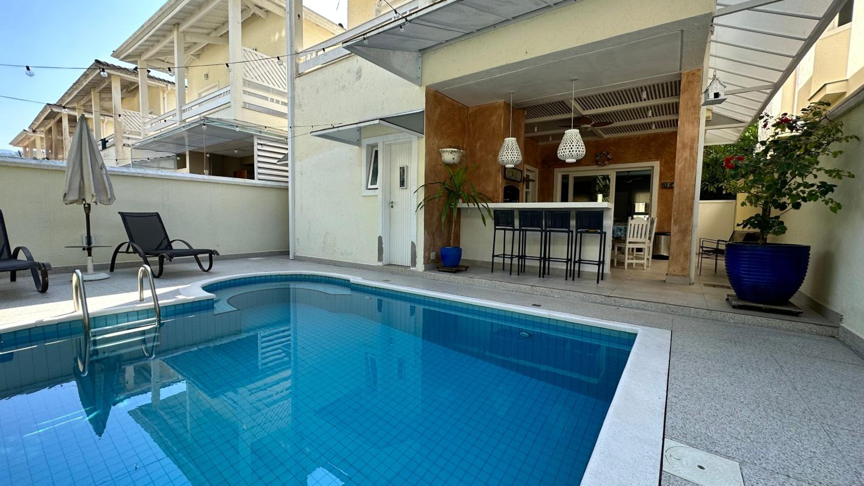Four-Bedroom Vacation Home photo 2