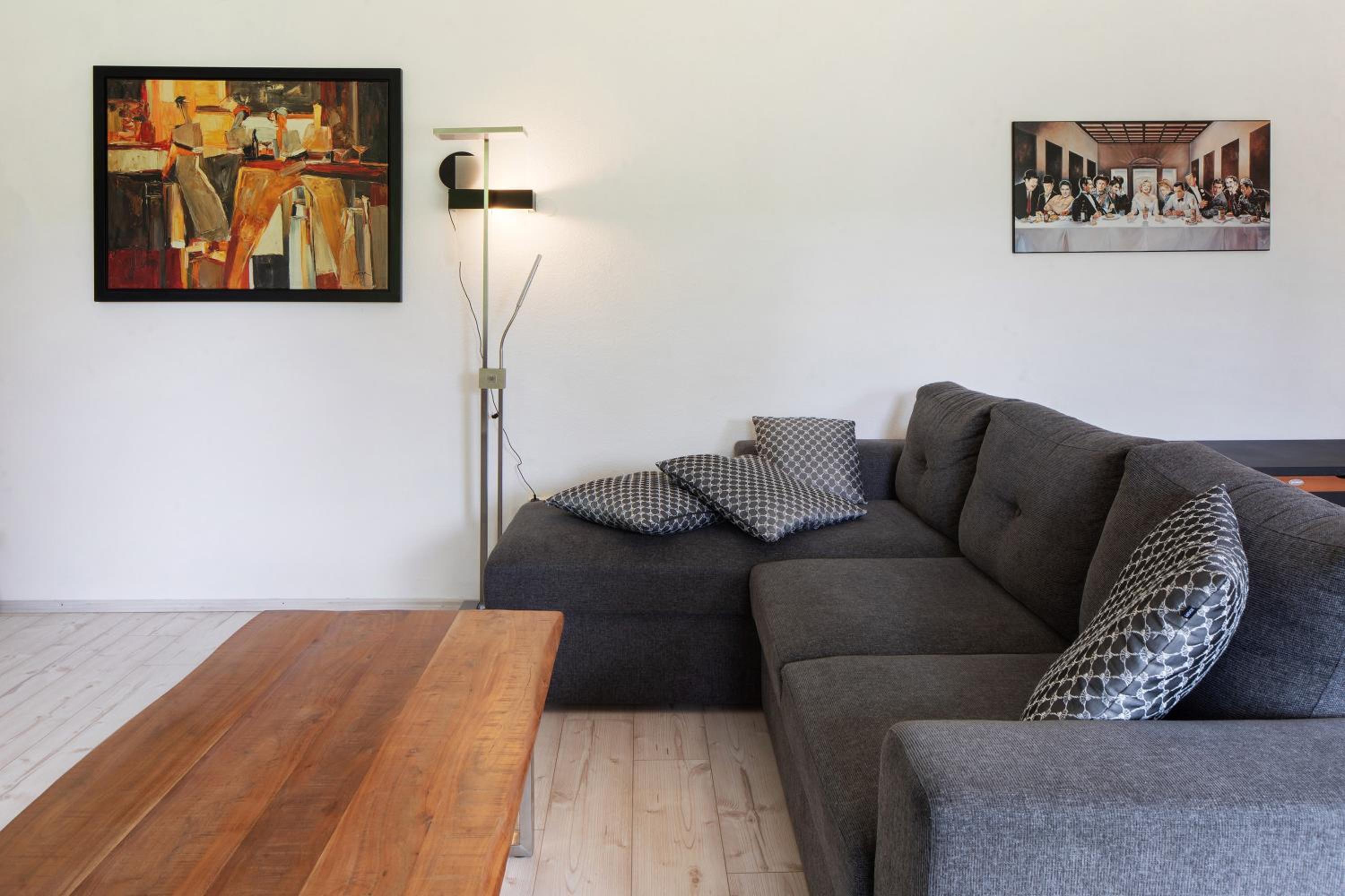 One-Bedroom Apartment with Garden View