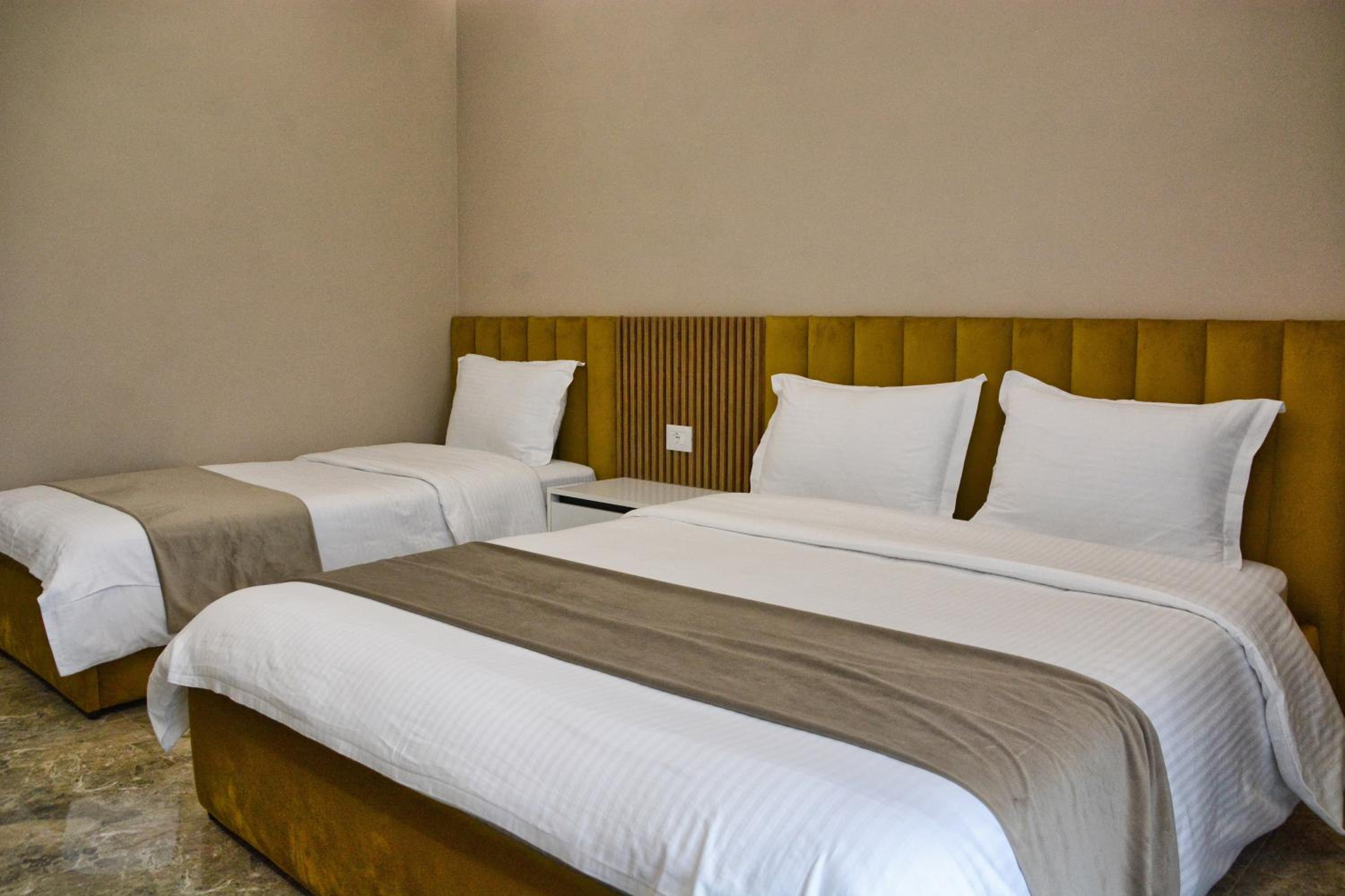 Triple Room with Balcony