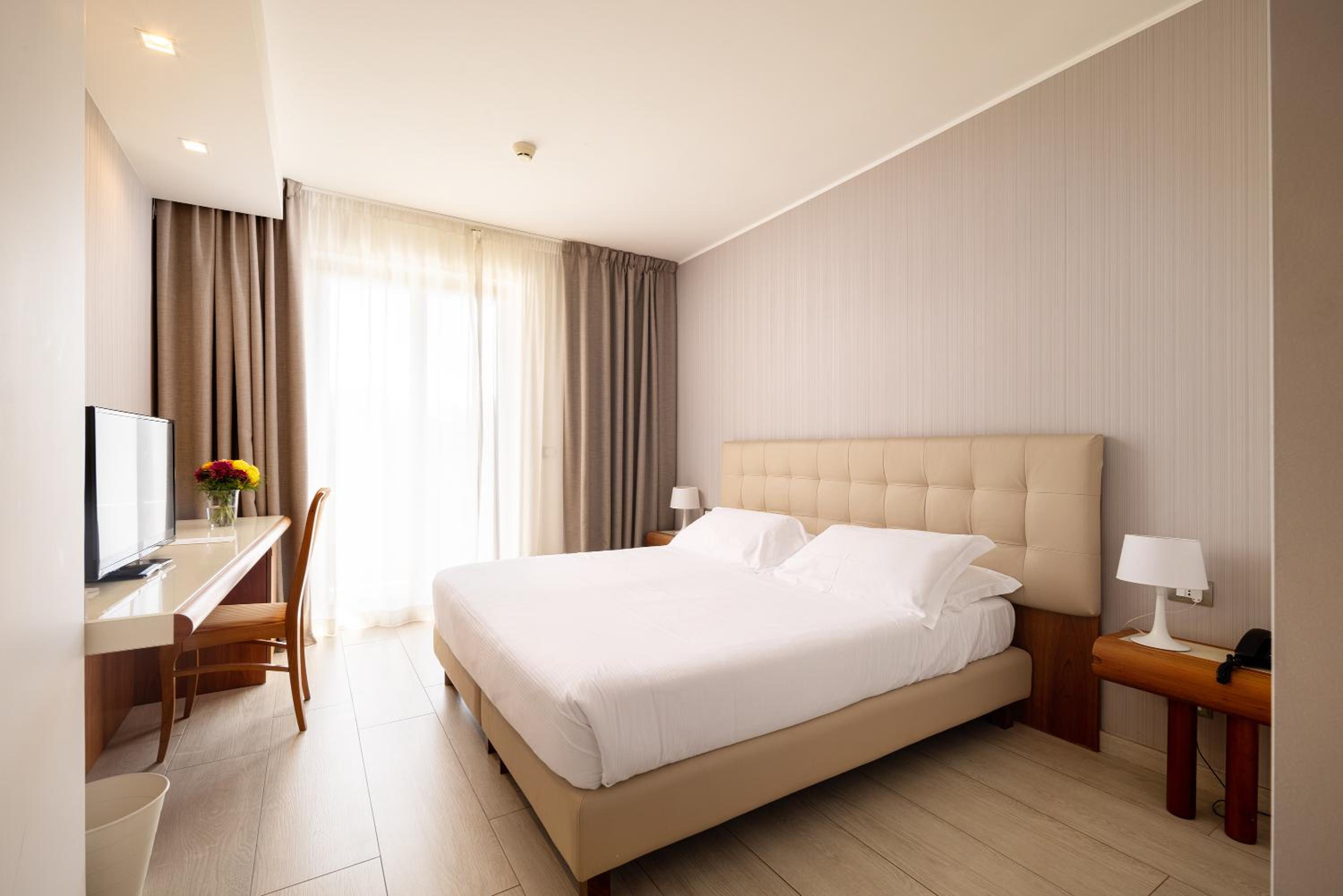 Double Room - Photo 1