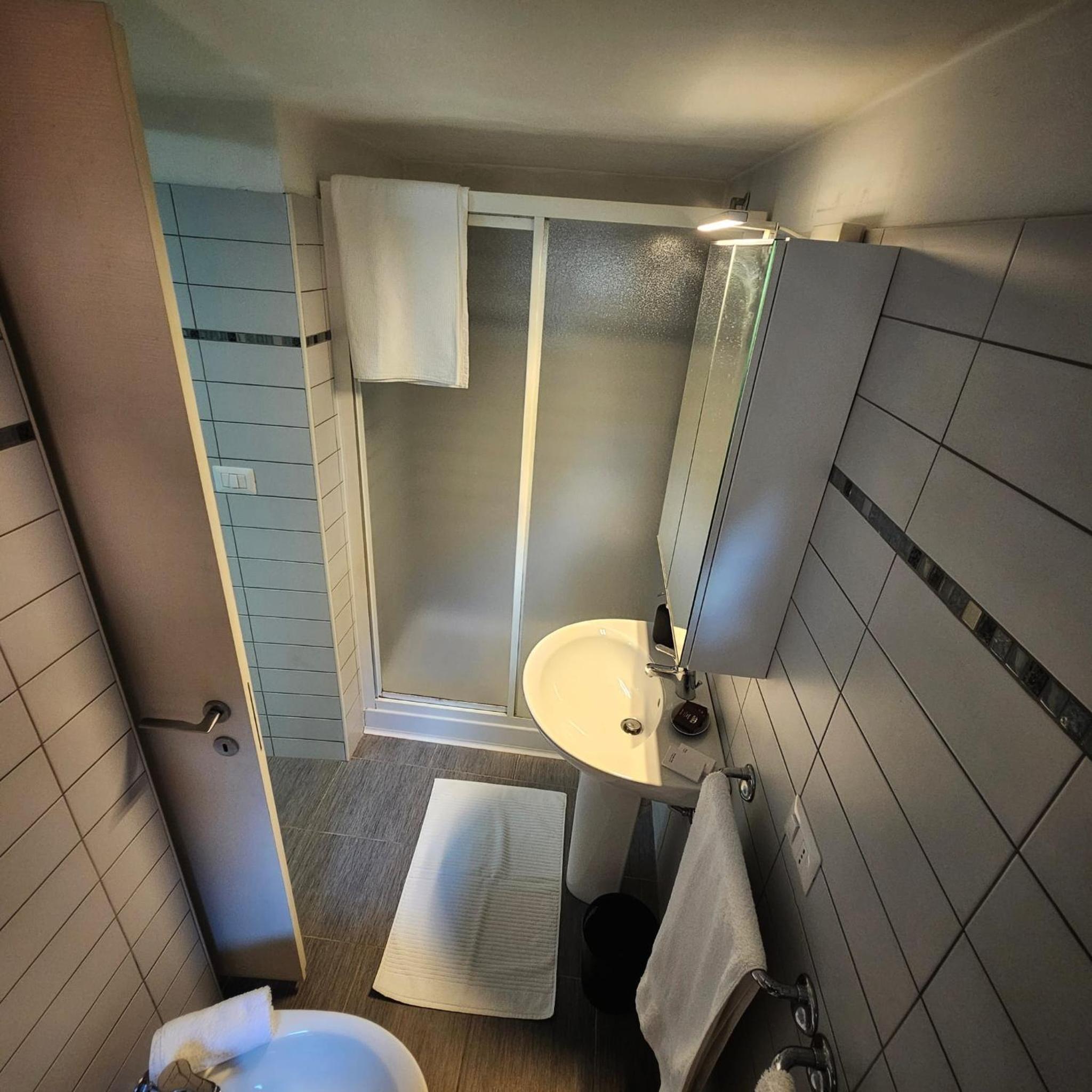 Double Room with Lake View photo 2