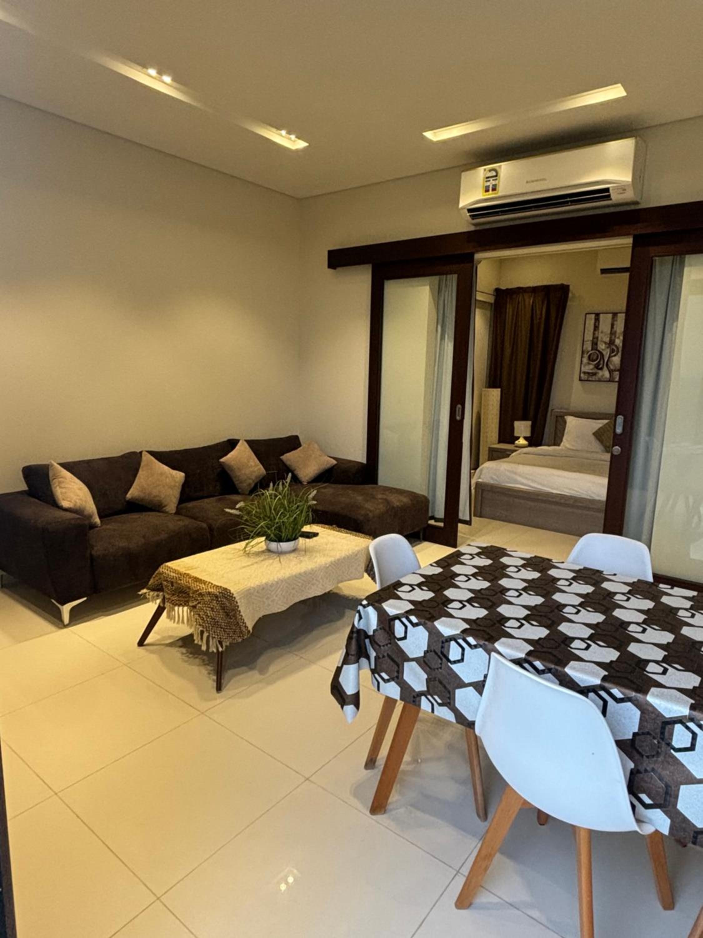 One-Bedroom Apartment