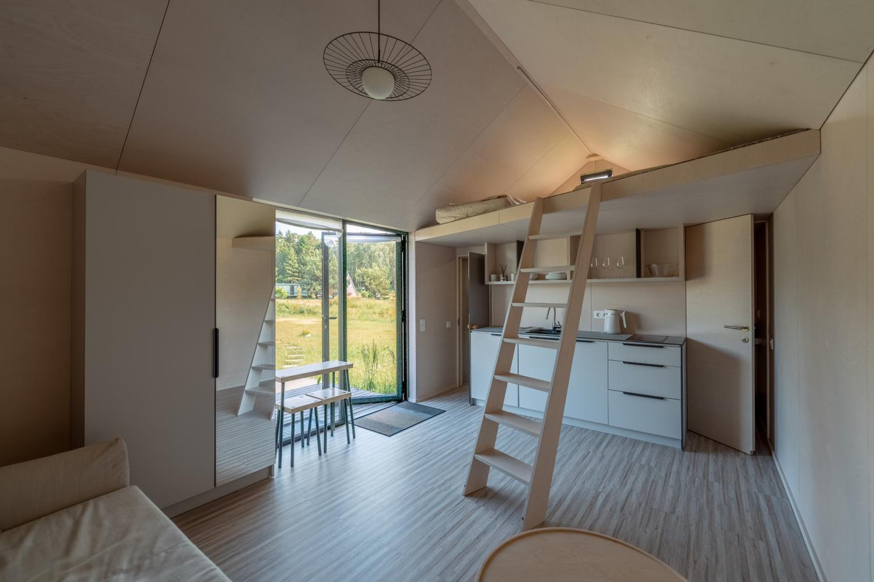 One-Bedroom House photo 1