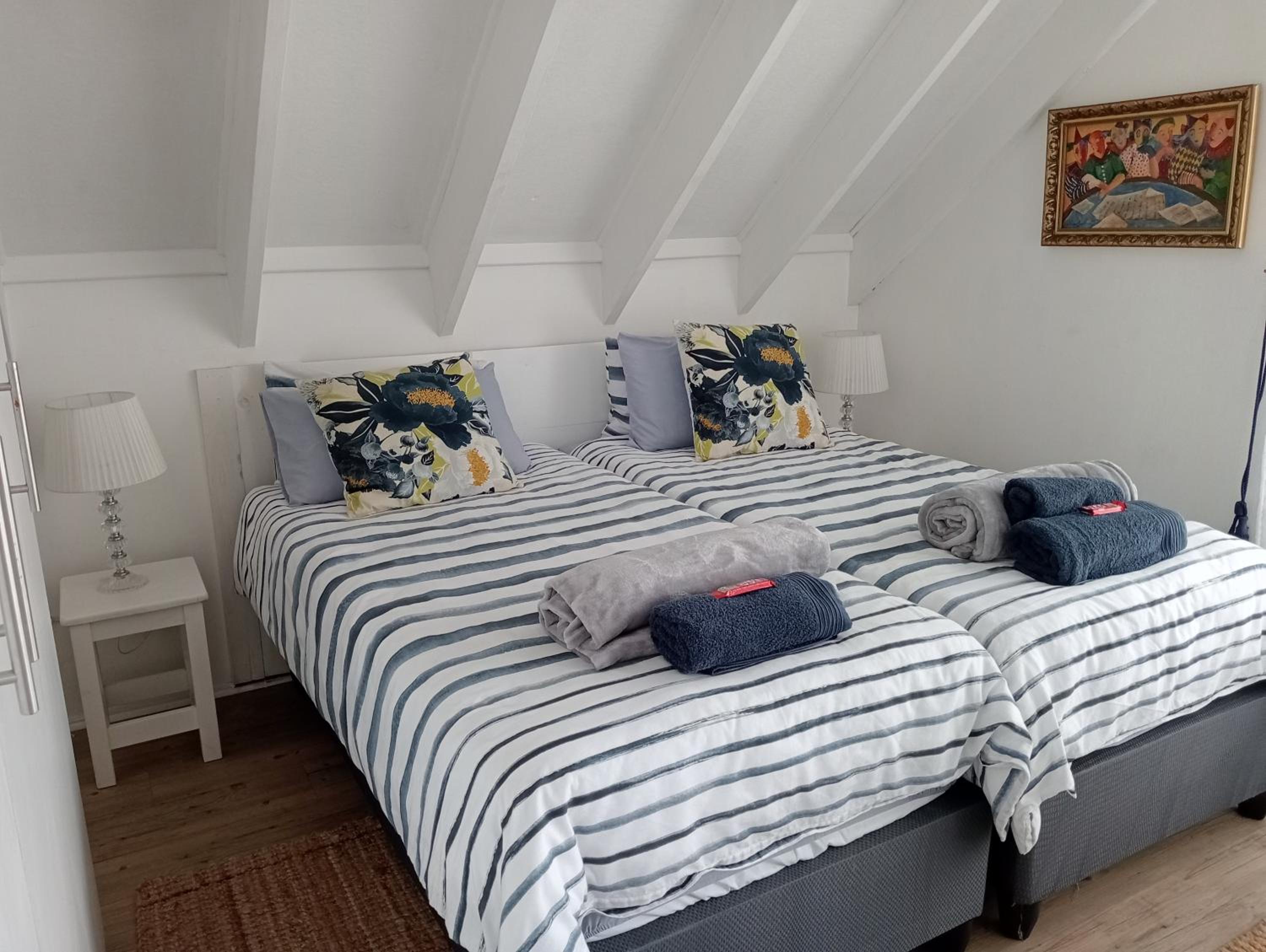 Standard Twin Room photo 1