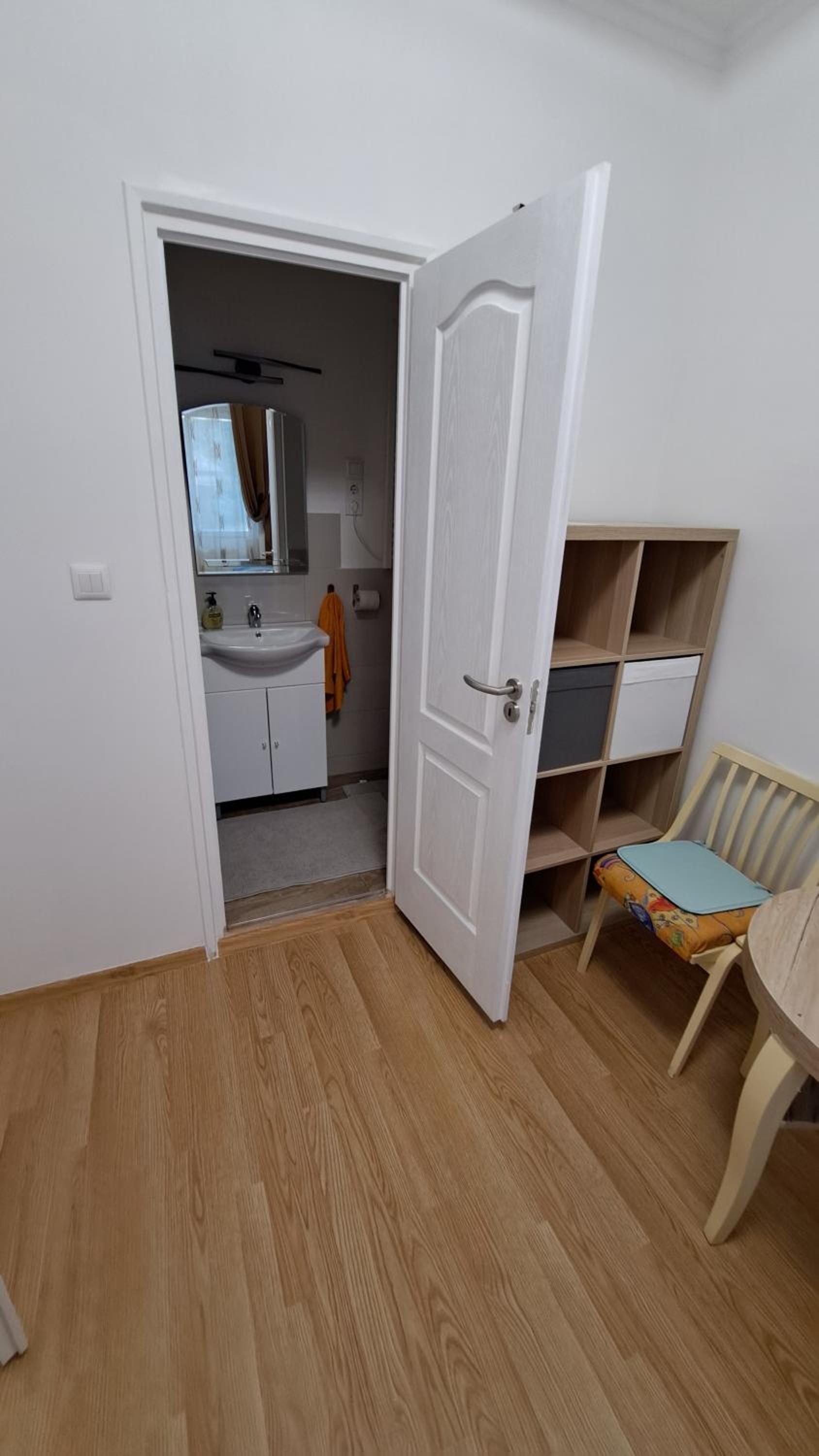Twin Room - Photo 9