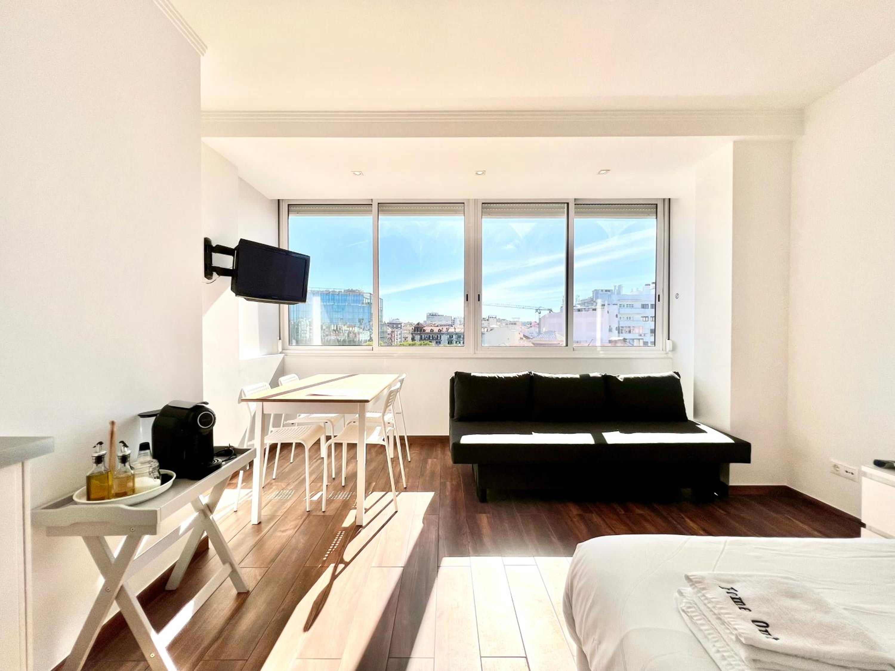 Studio Apartment photo 2