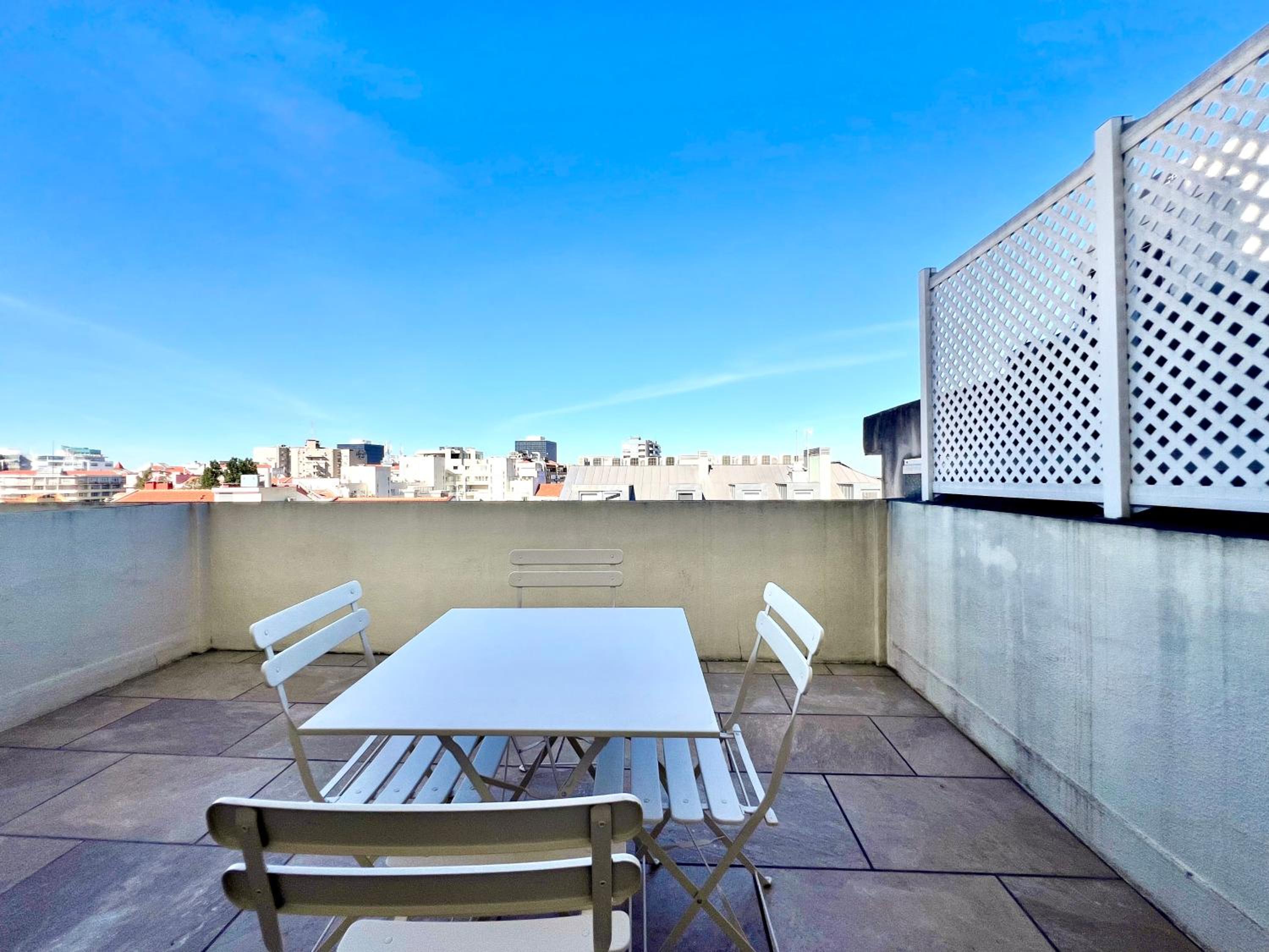 Studio Apartment photo 2