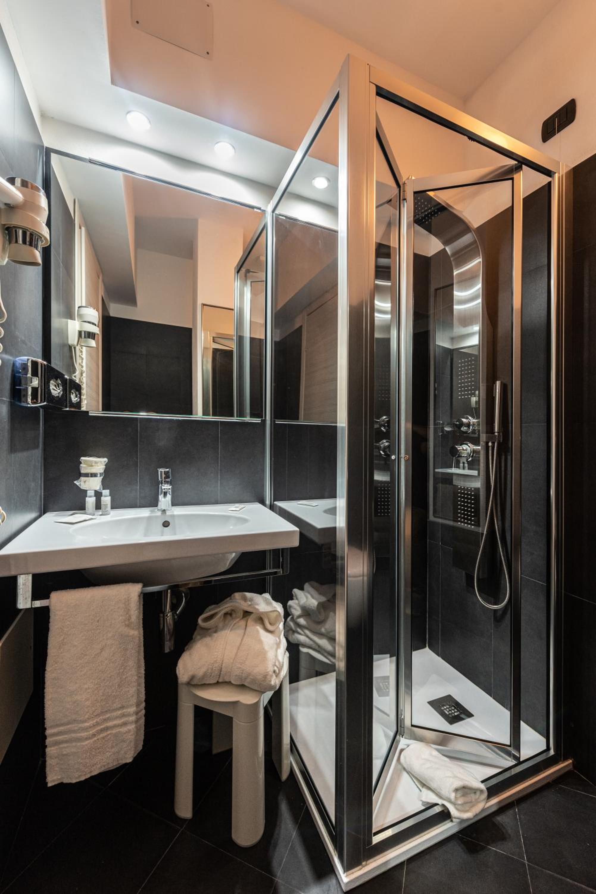 Triple Room - Photo 5