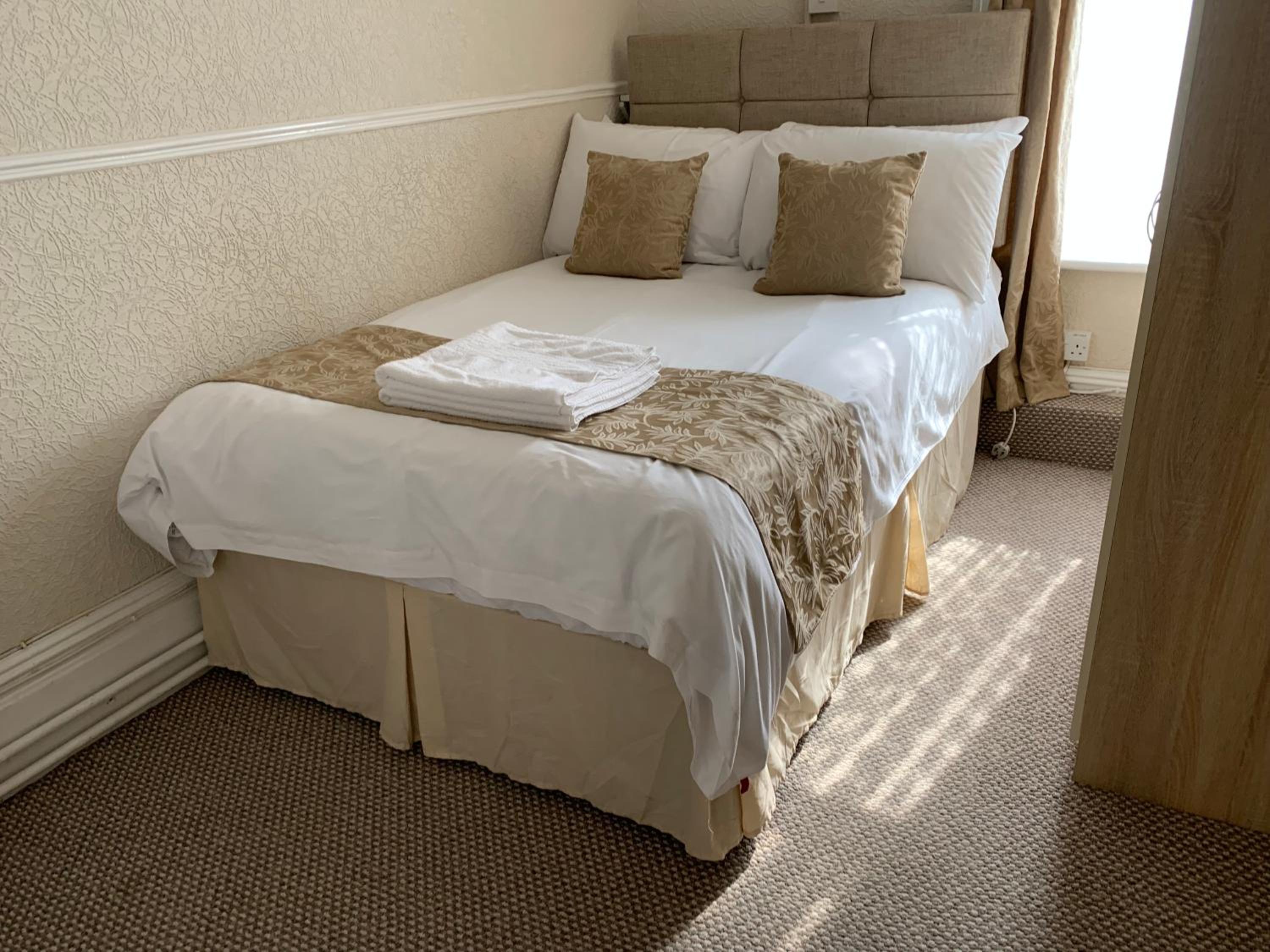 Economy Double Room - Photo 1