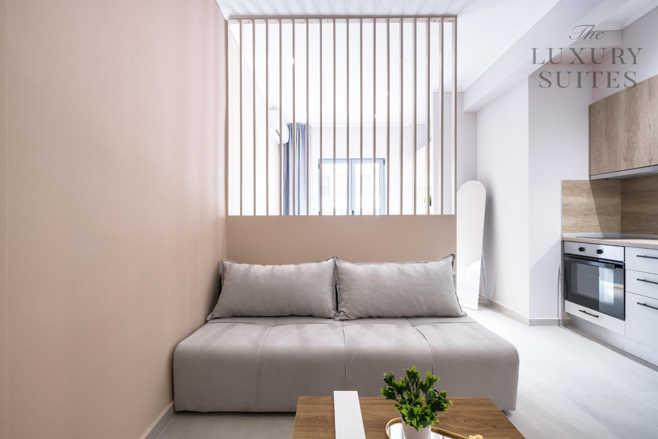 Studio with Balcony - Photo 8