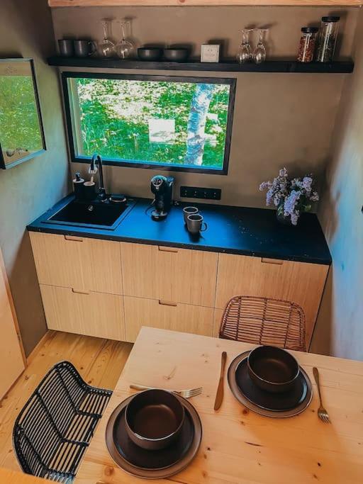 One-Bedroom House photo 2