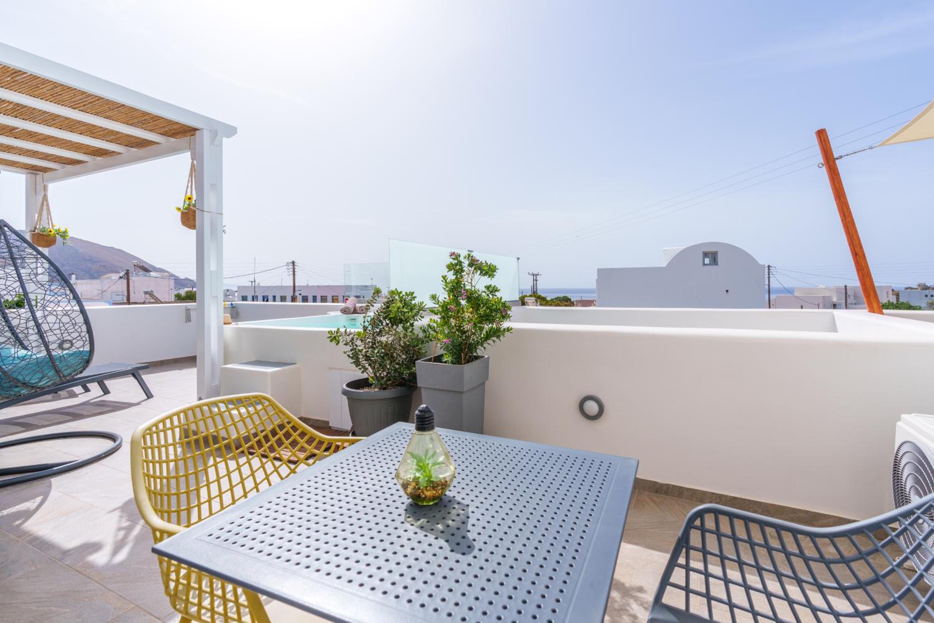 Sea View Suite with Private Hot tub - Photo 22