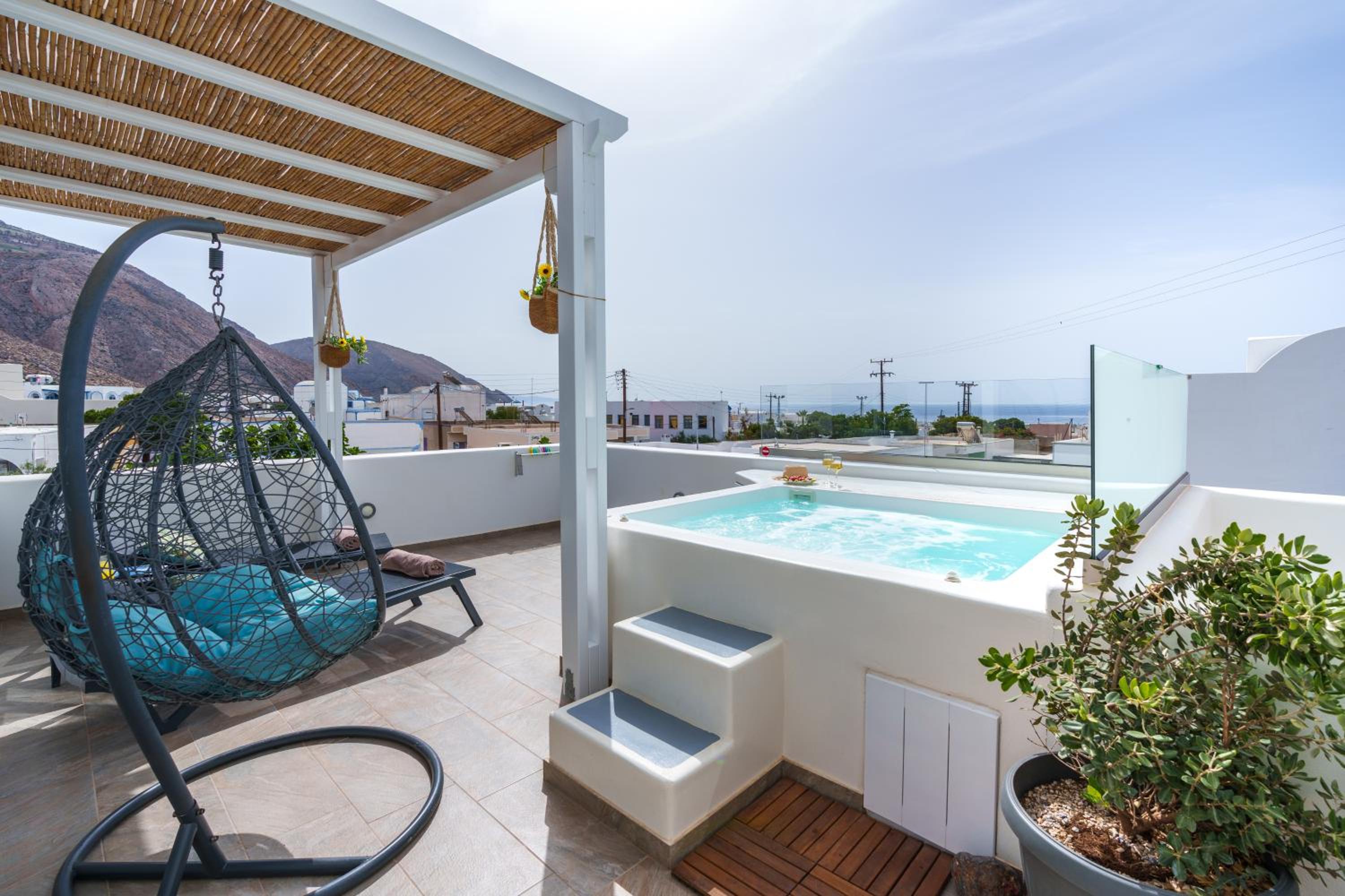 Sea View Suite with Private Hot tub - Photo 11