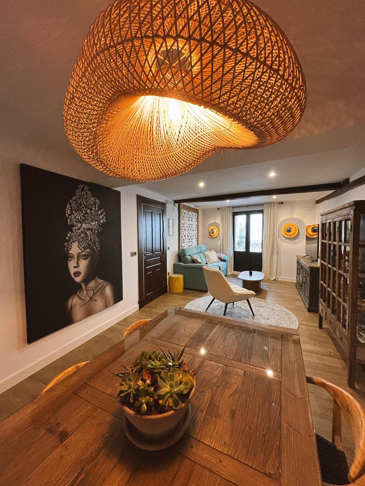 Apartamento de Dos Habitaciones con Terraza