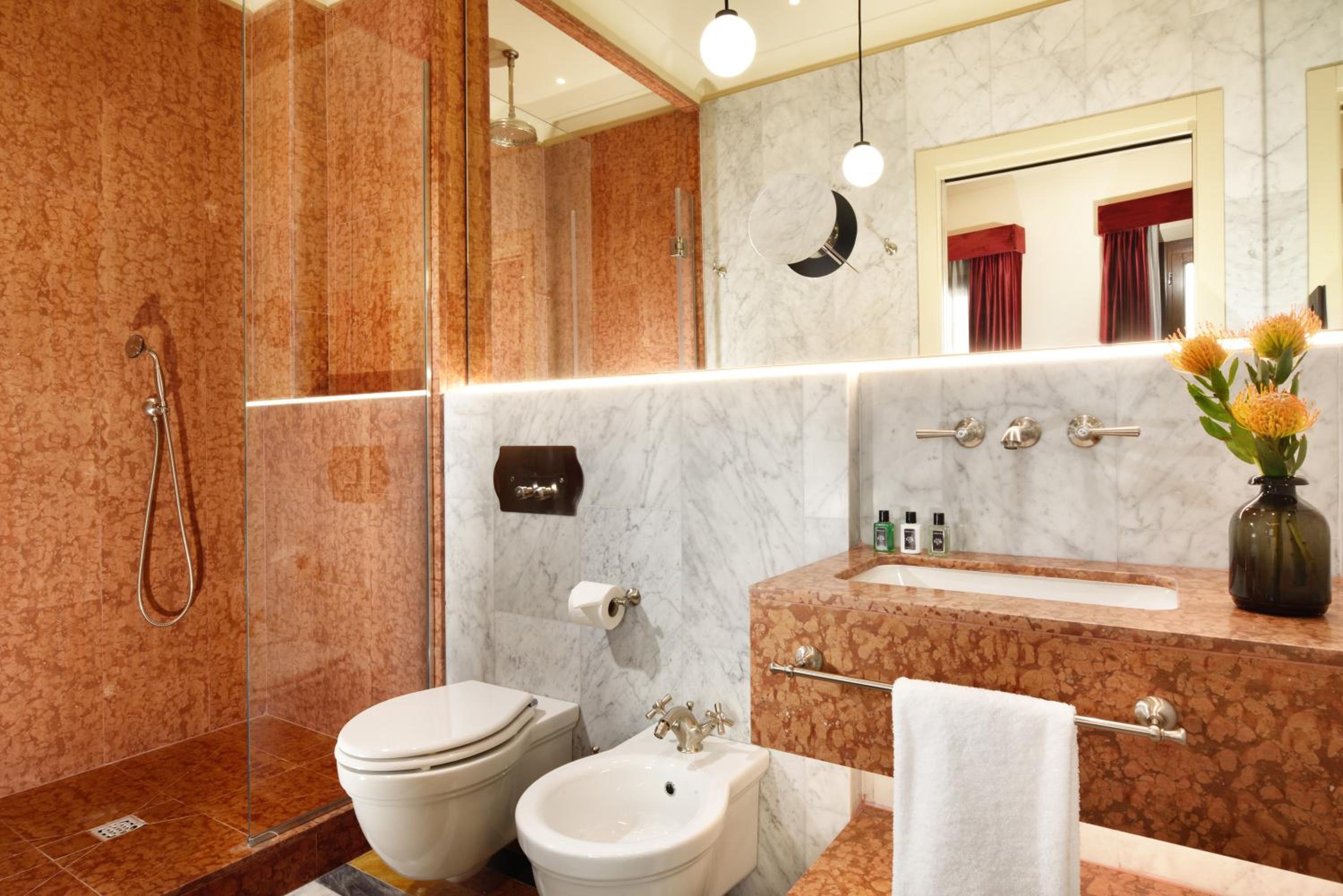 Classic Double or Twin Room photo 3
