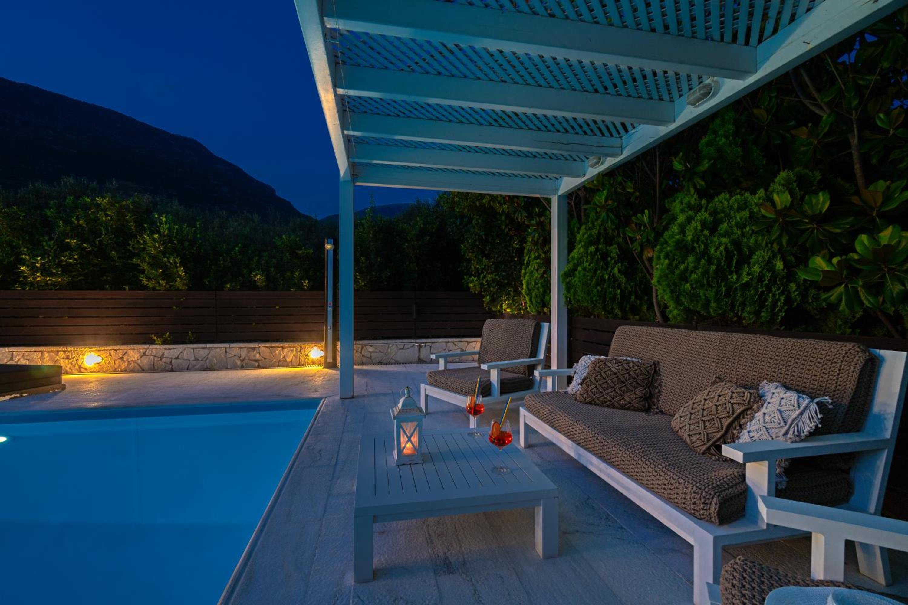 Villa with Private Pool photo 3