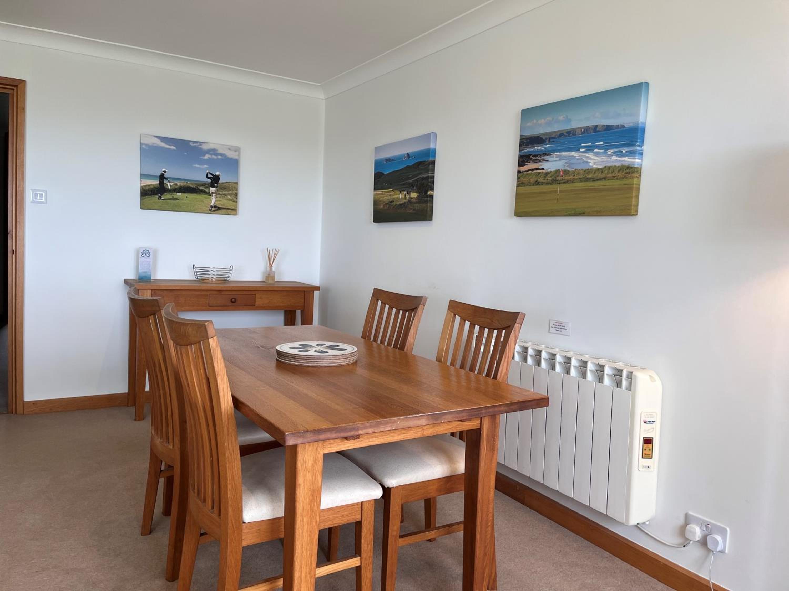 Two-Bedroom Apartment with Sea View - Photo 7