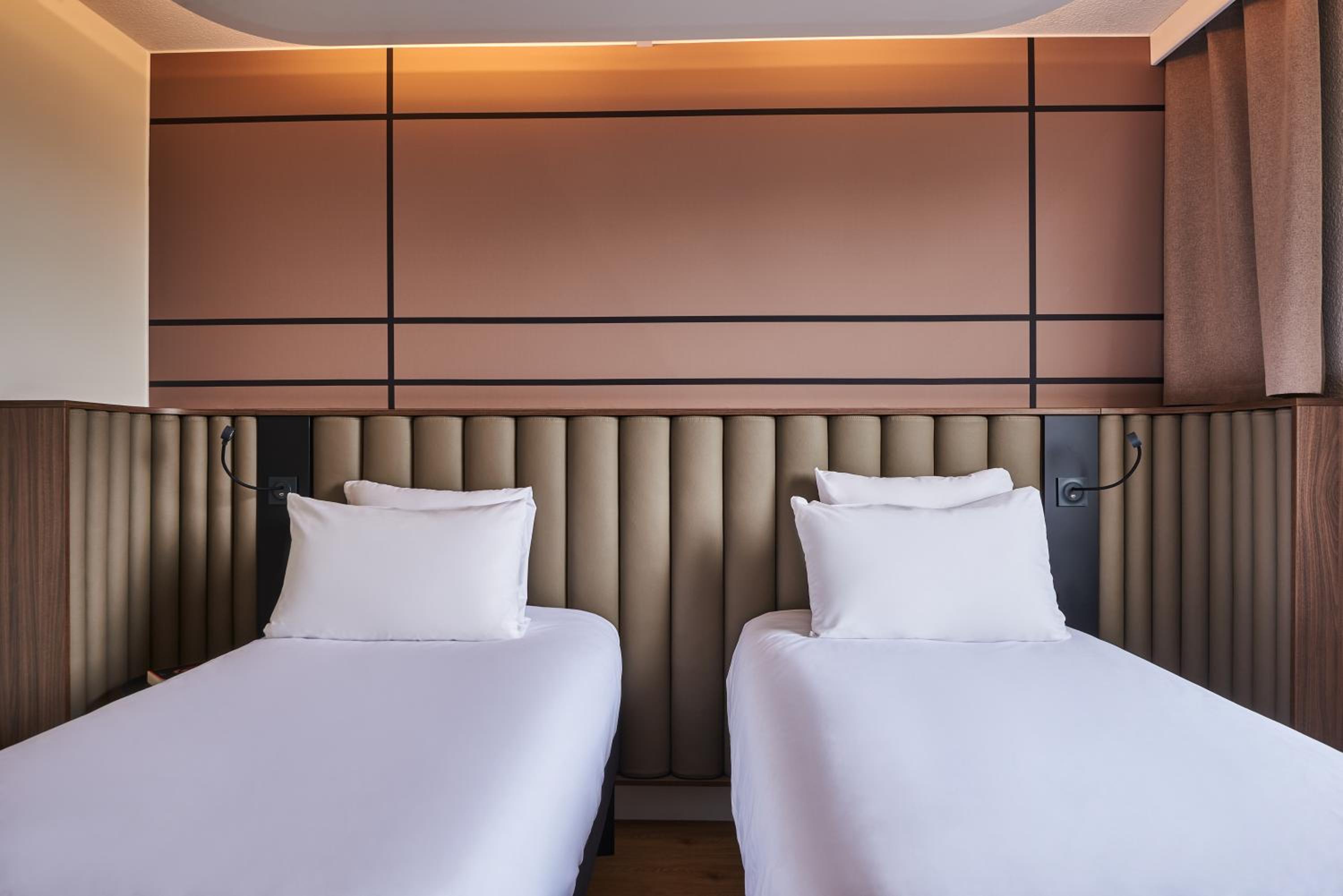 Superior Twin Room - Photo 7