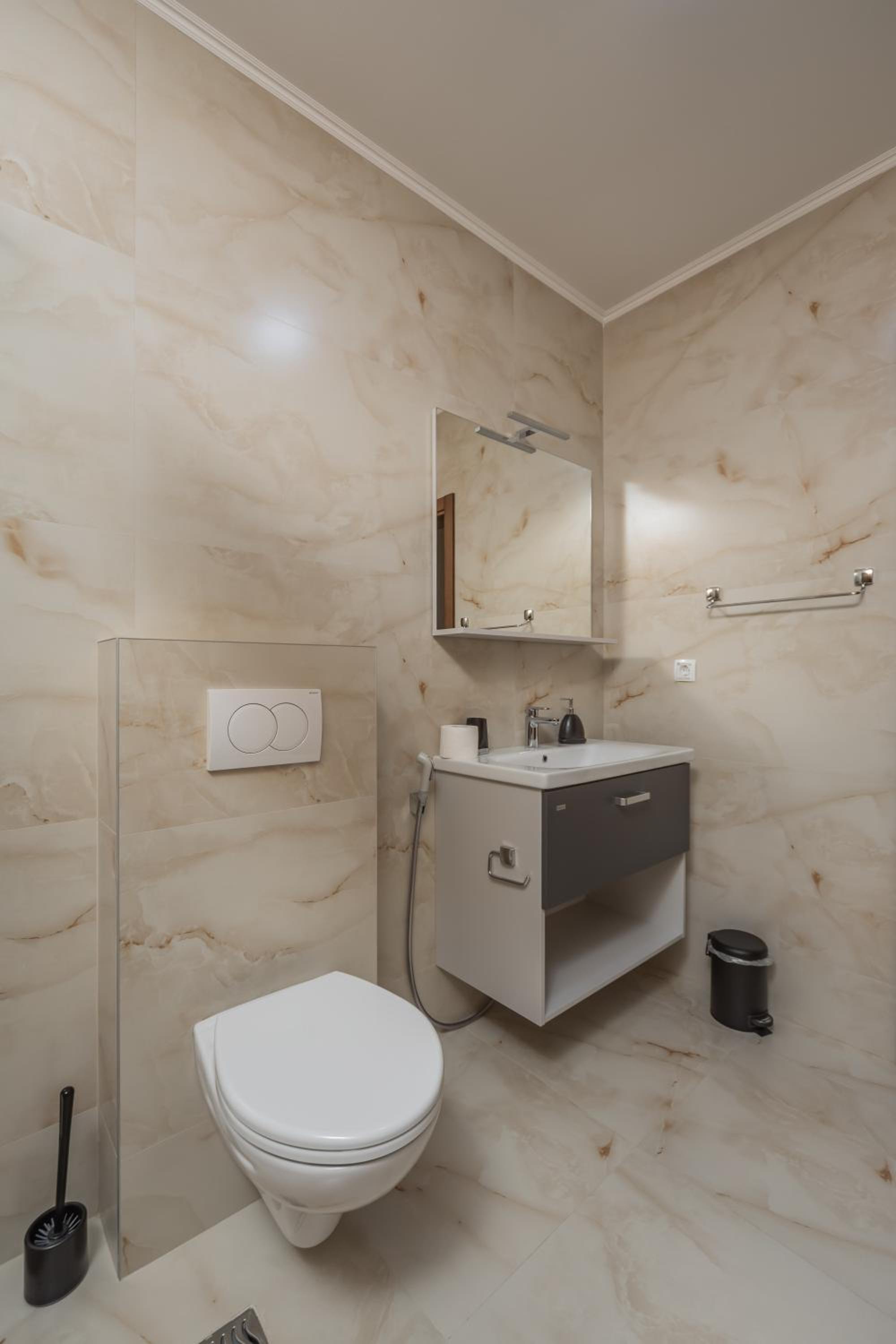 Apartment - Photo 19
