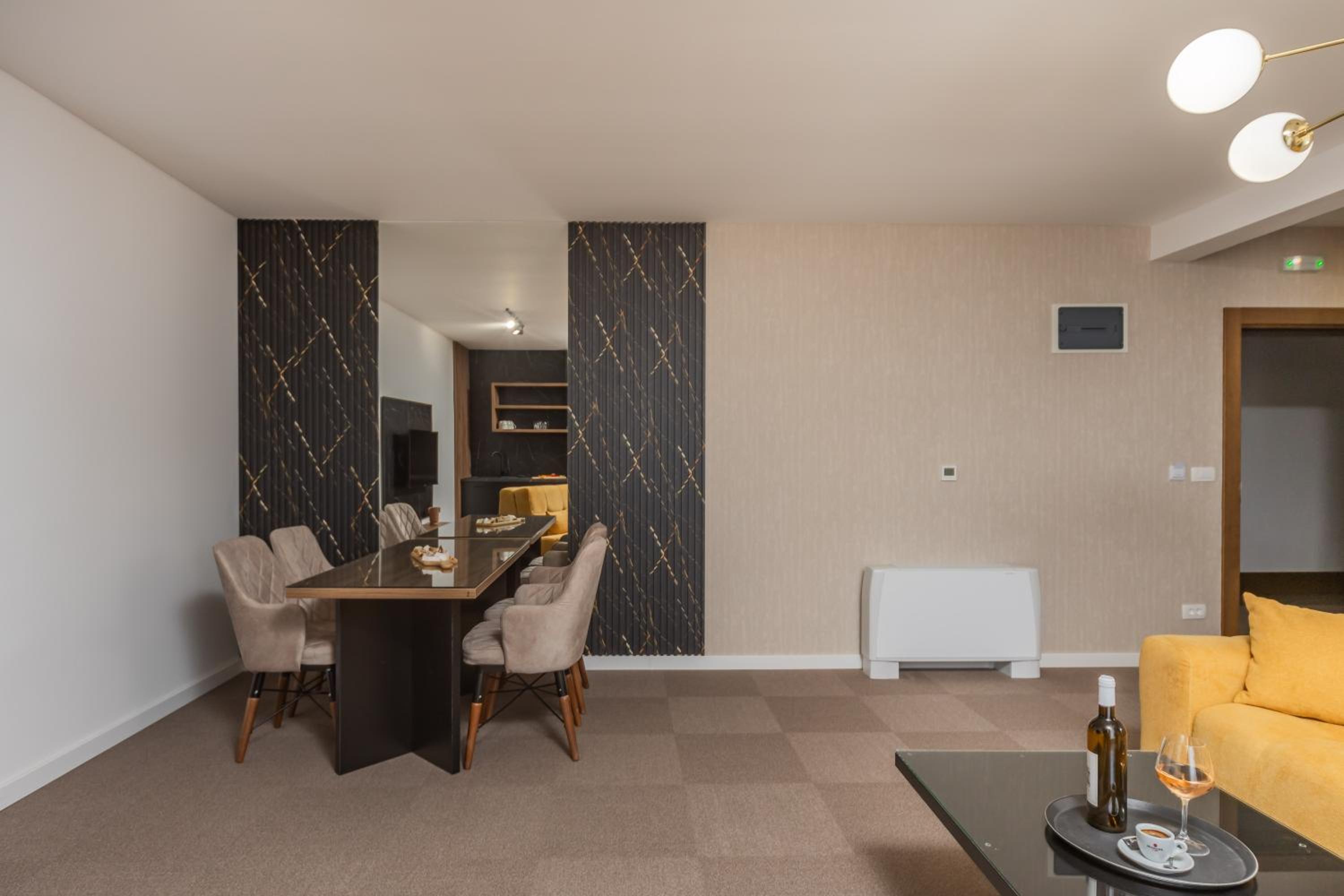 Apartment - Photo 14