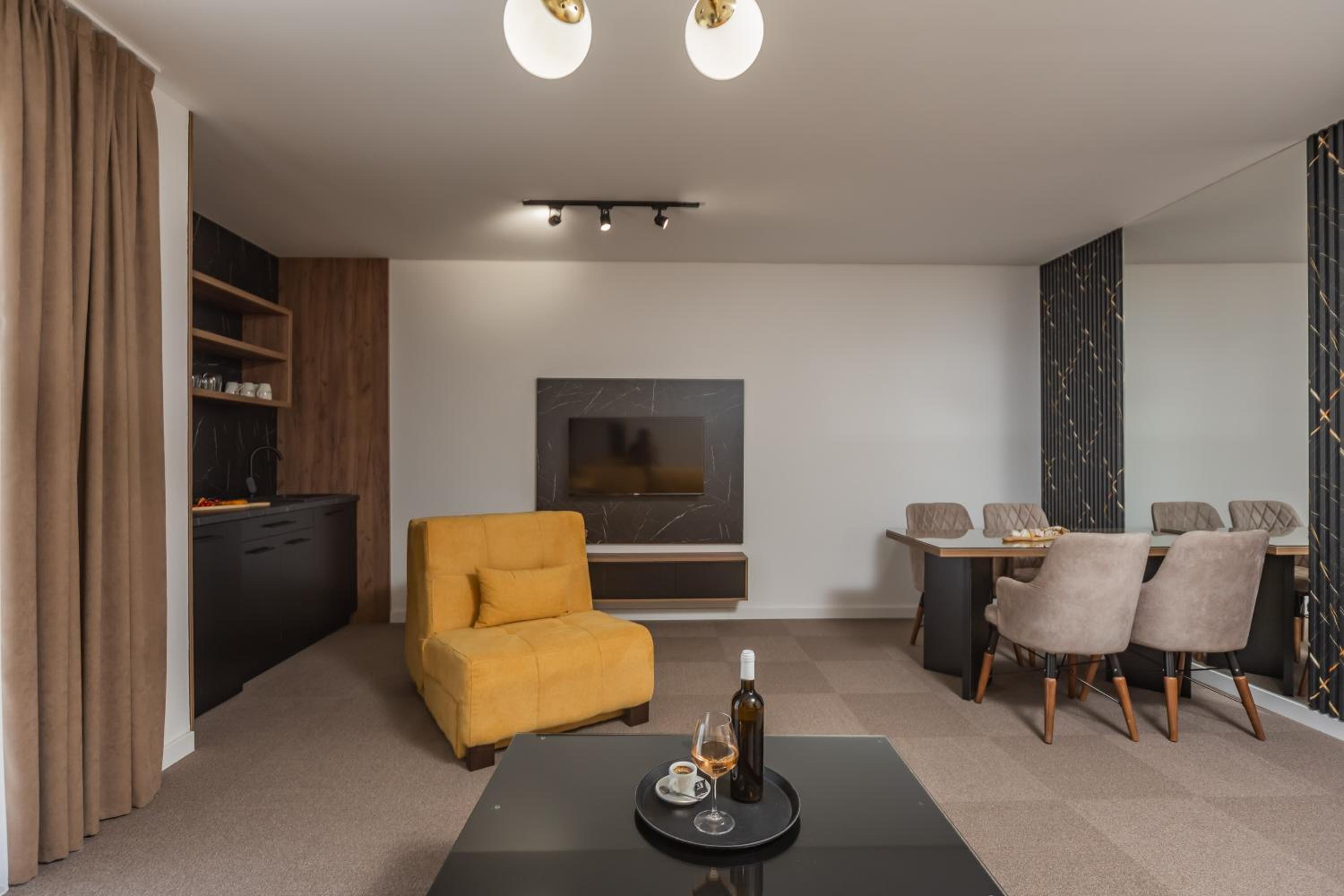 Apartment - Photo 13