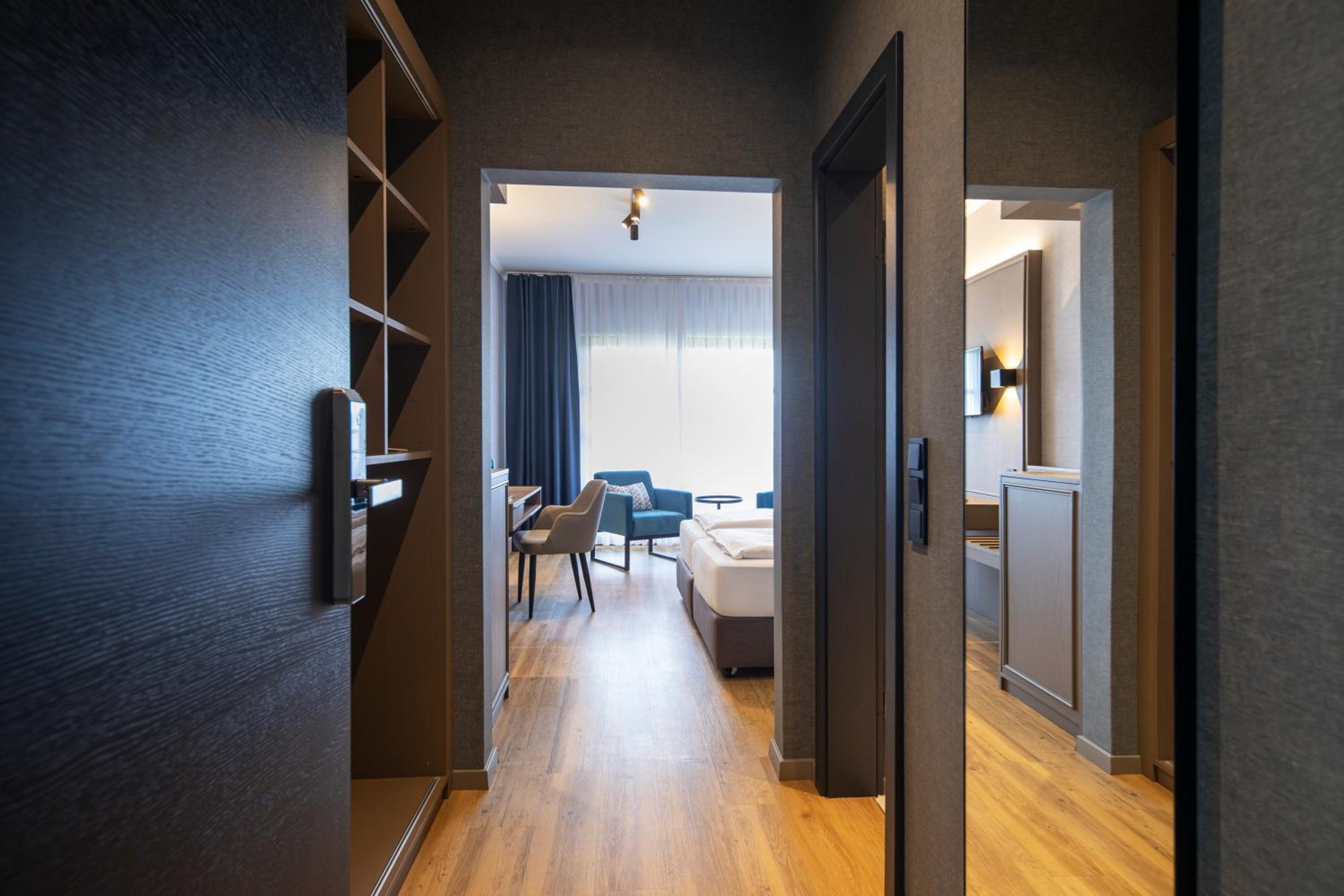 Double Room (1 Adult) - Photo 2