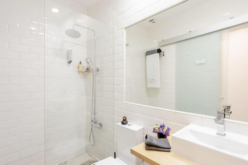 Studio Apartment - Photo 20