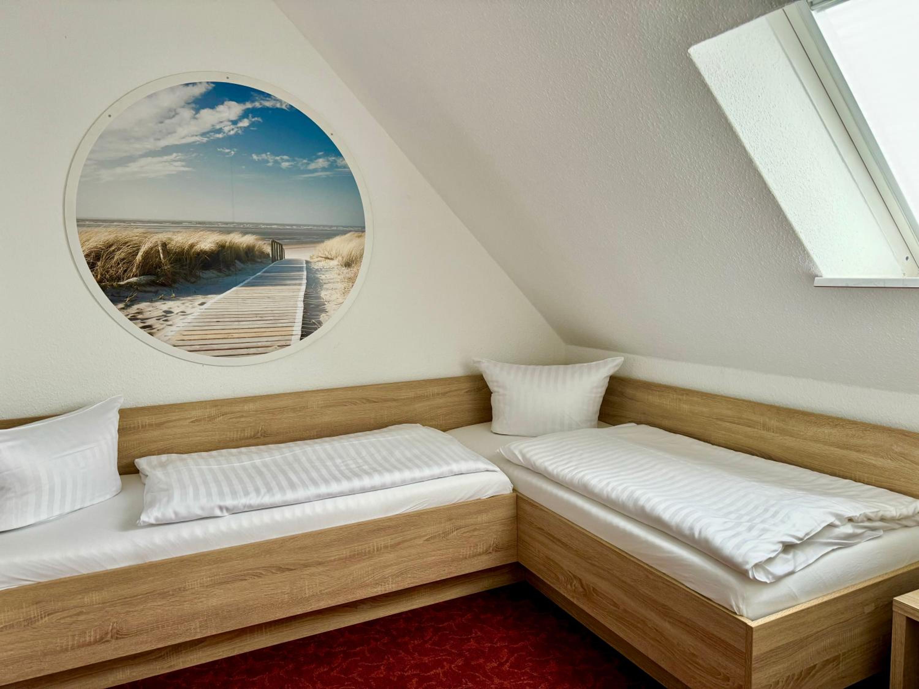 Classic Quadruple Room photo 3