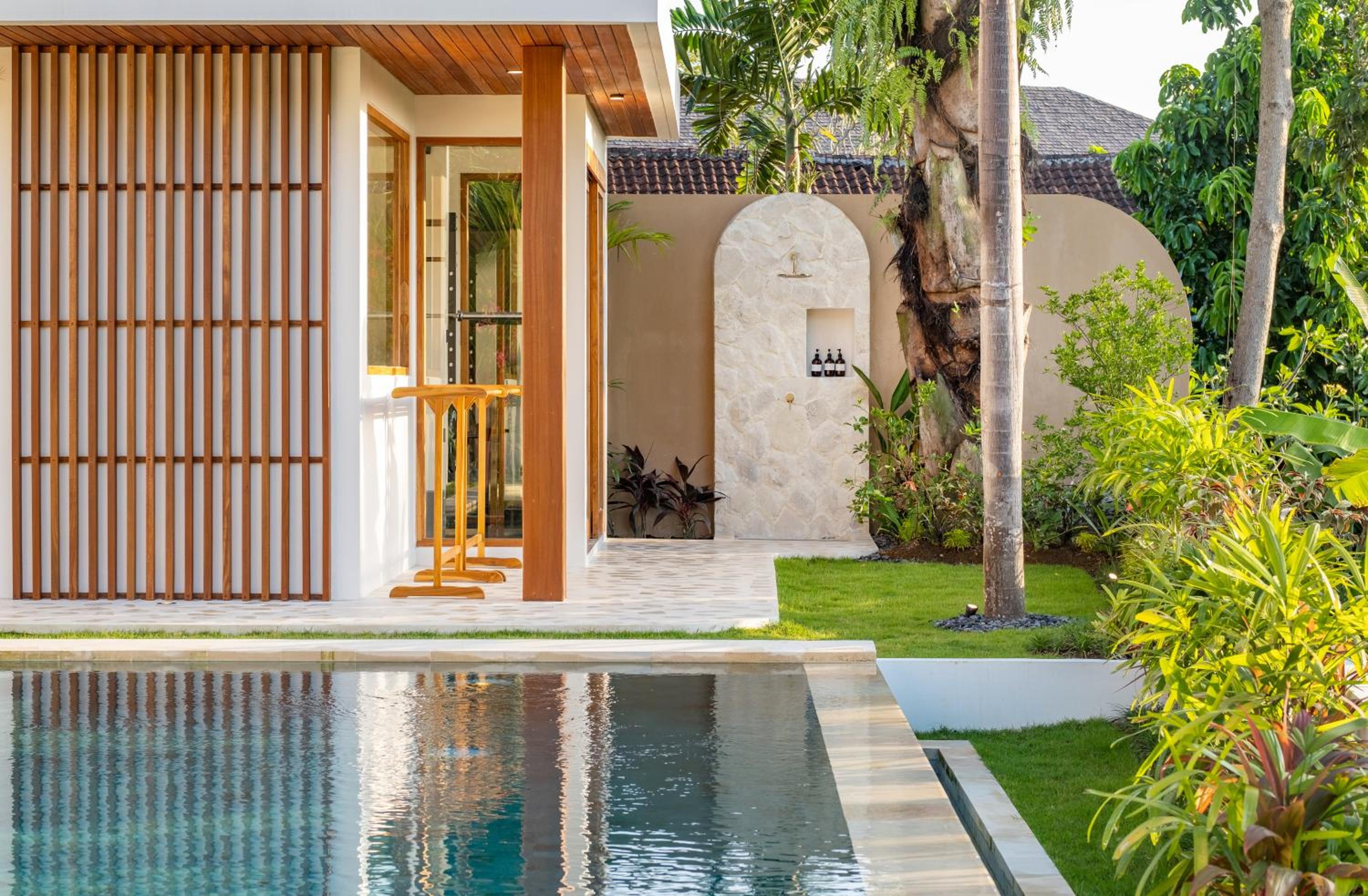 Three-Bedroom Villa photo 3
