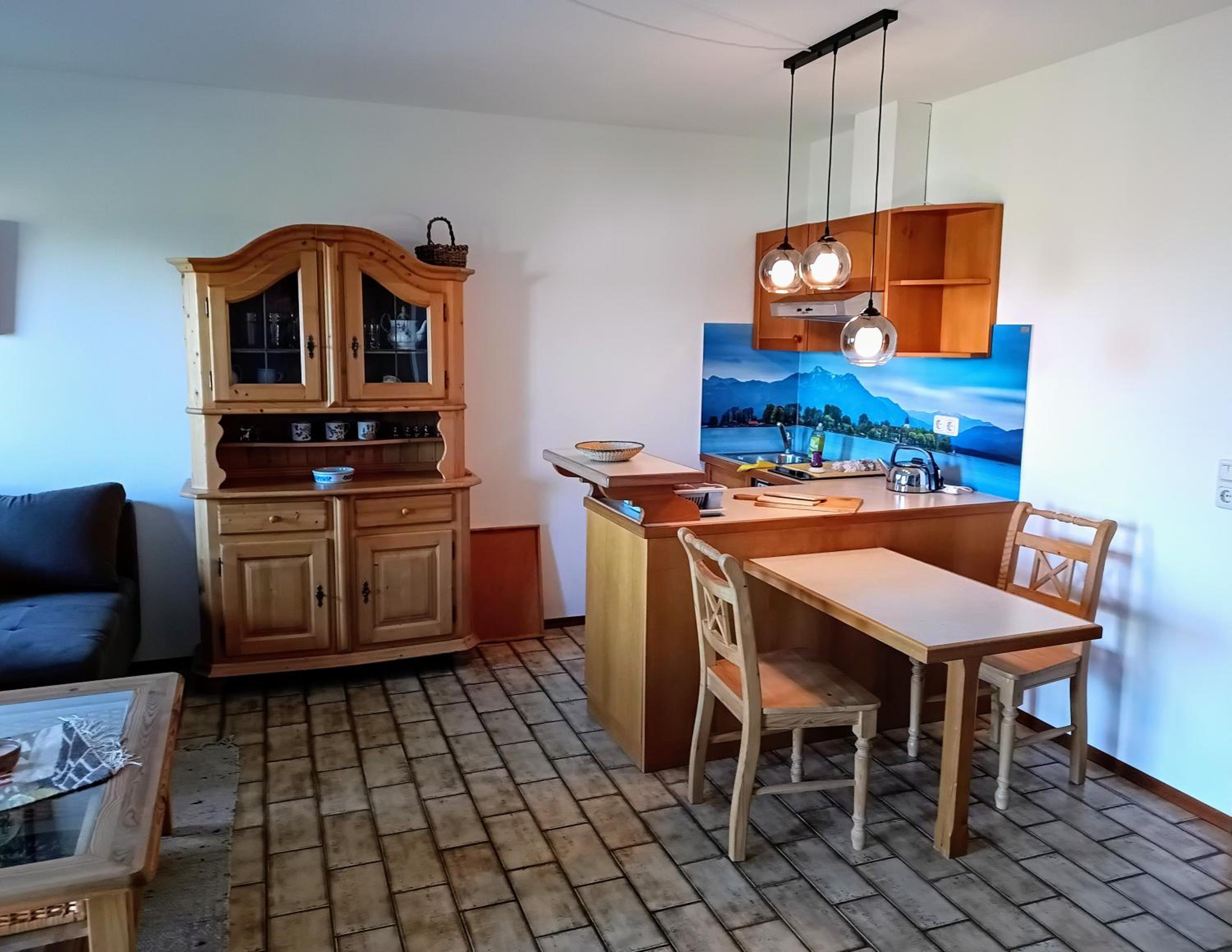 Apartment with Mountain View photo 3