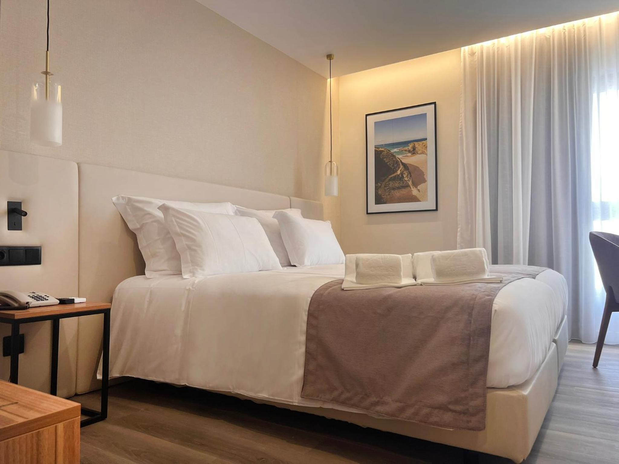 Double or Twin Room - Photo 1