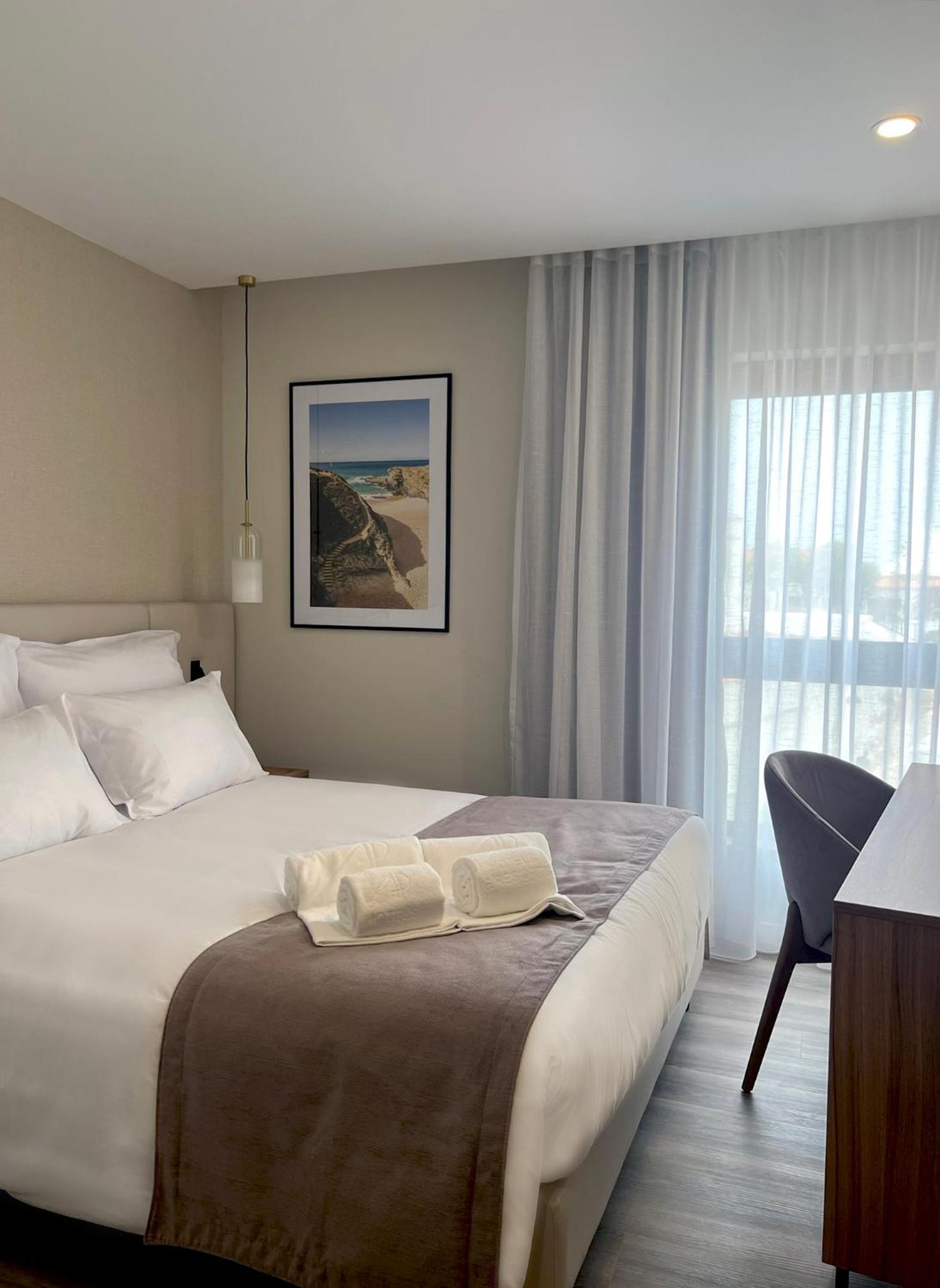 Double or Twin Room - Photo 5