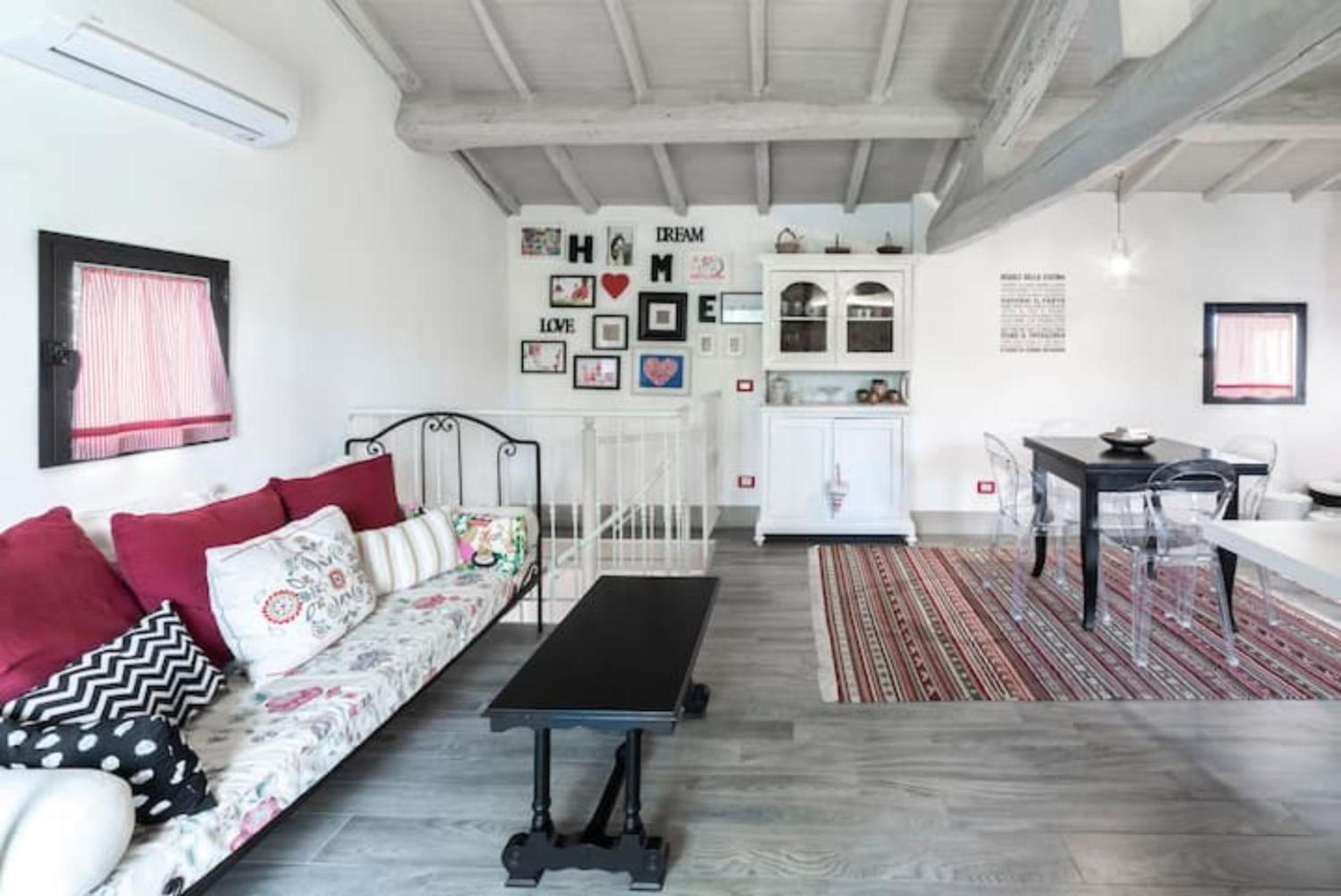 Superior One-Bedroom Apartment