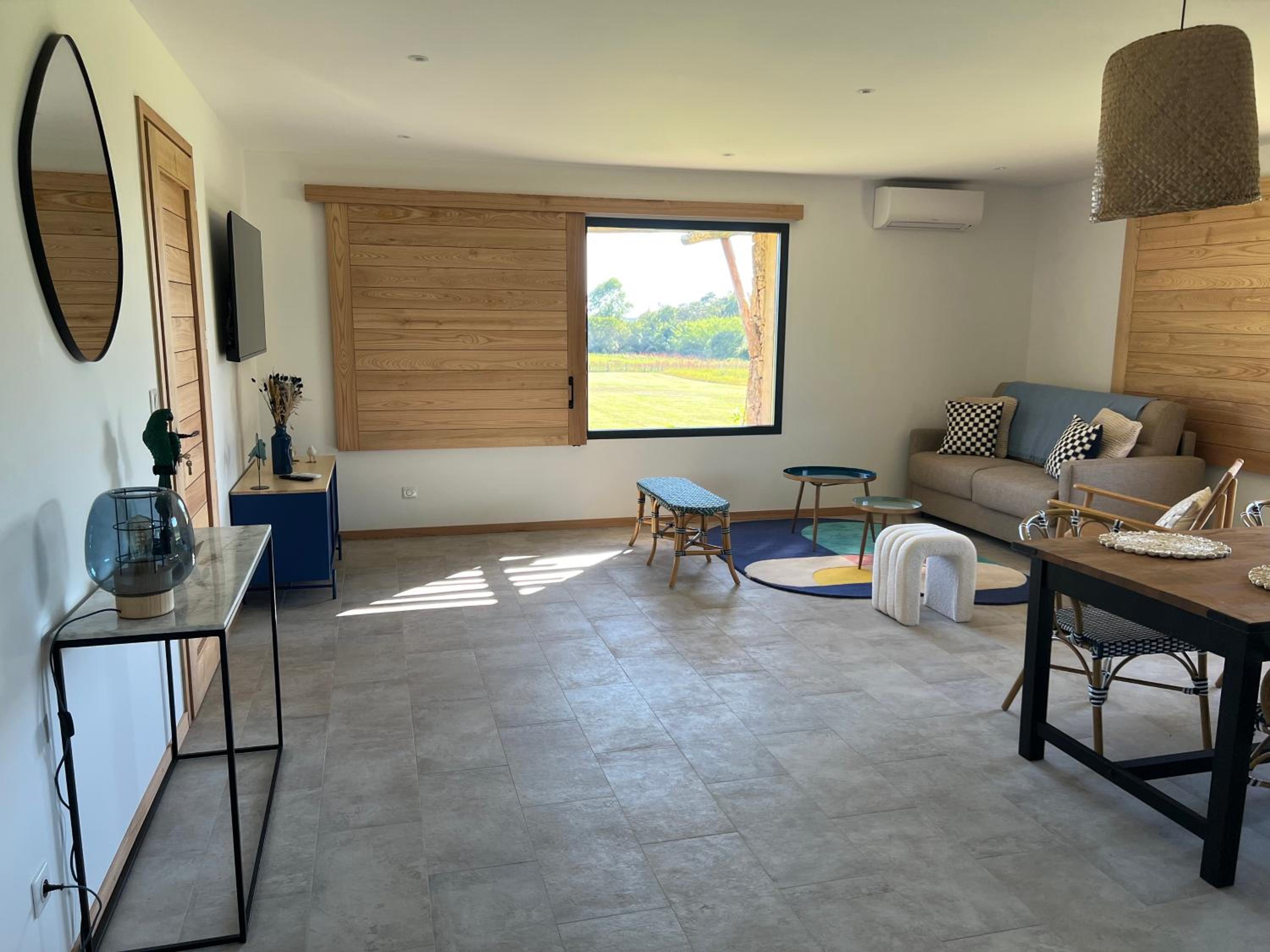 Deluxe Family Suite