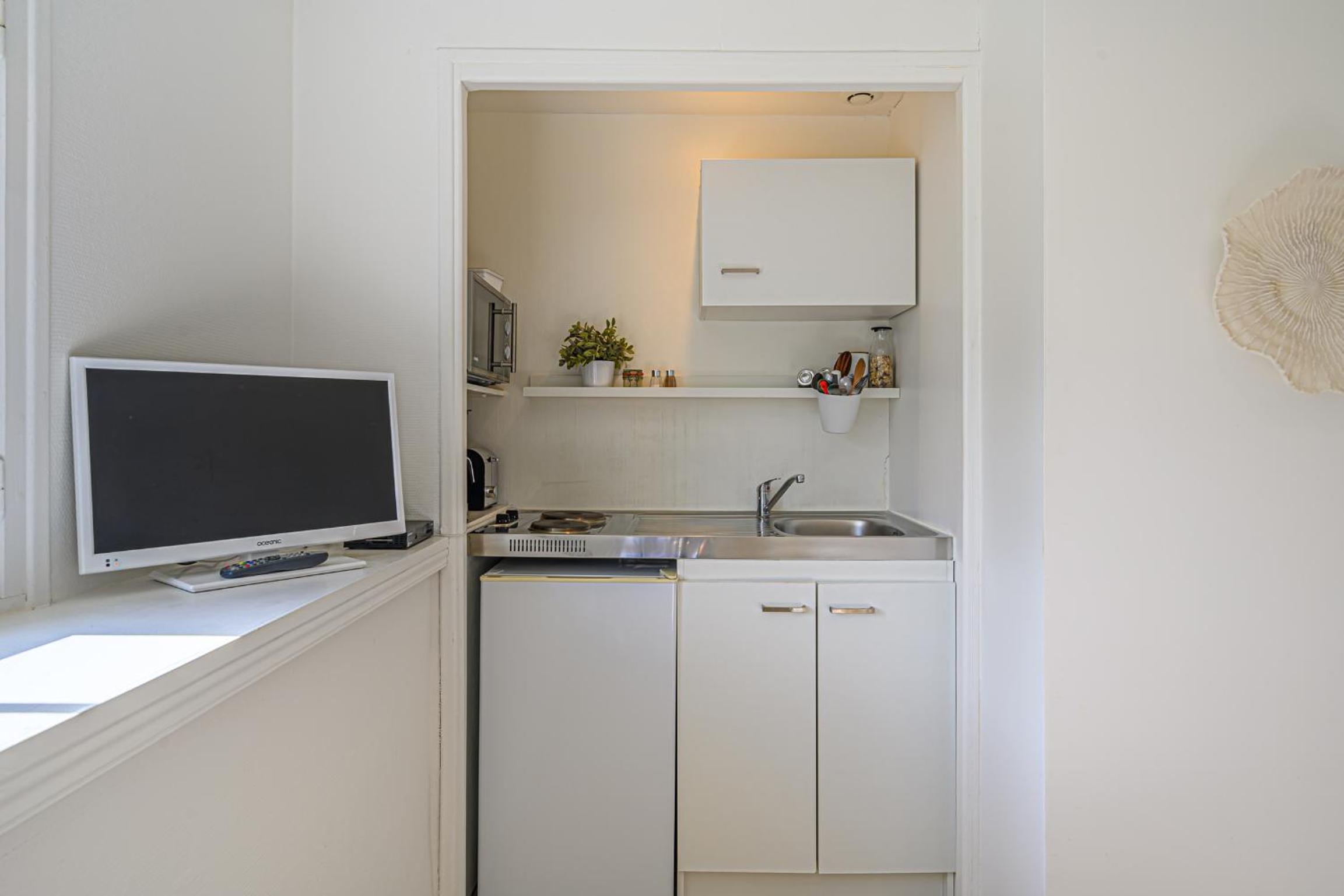 Apartment photo 3