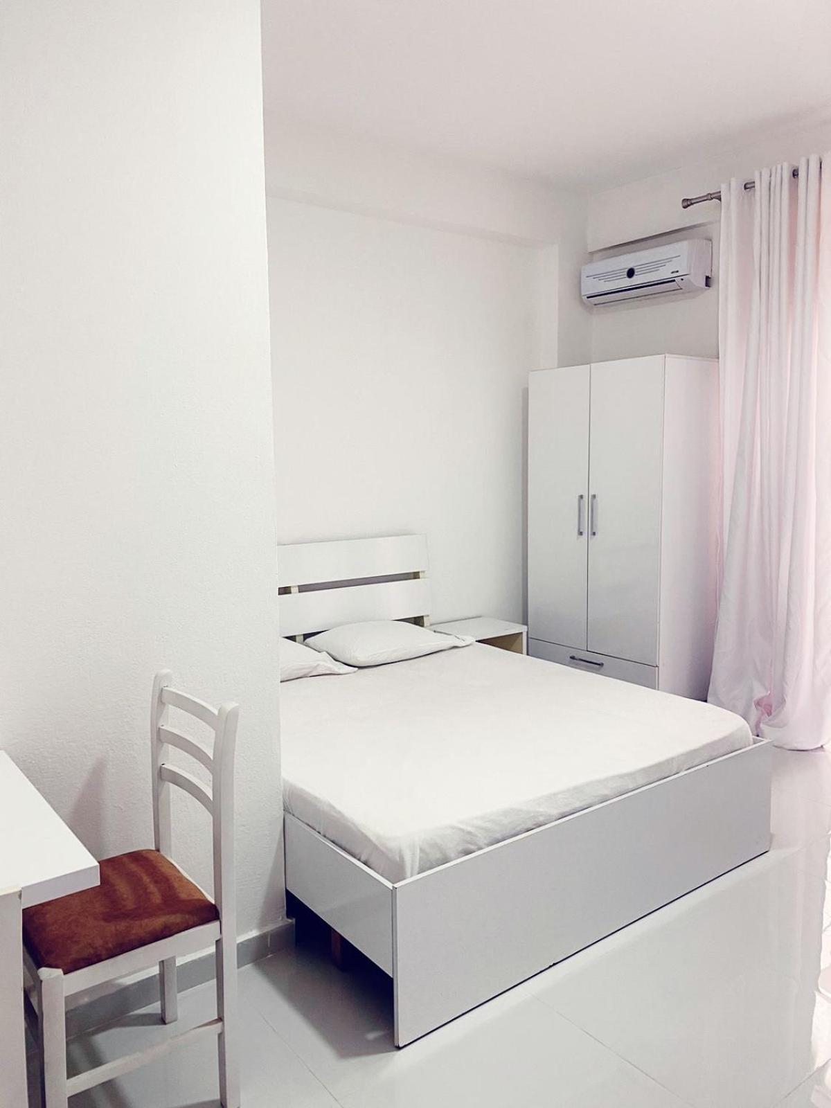 One-Bedroom Apartment with Balcony photo 1