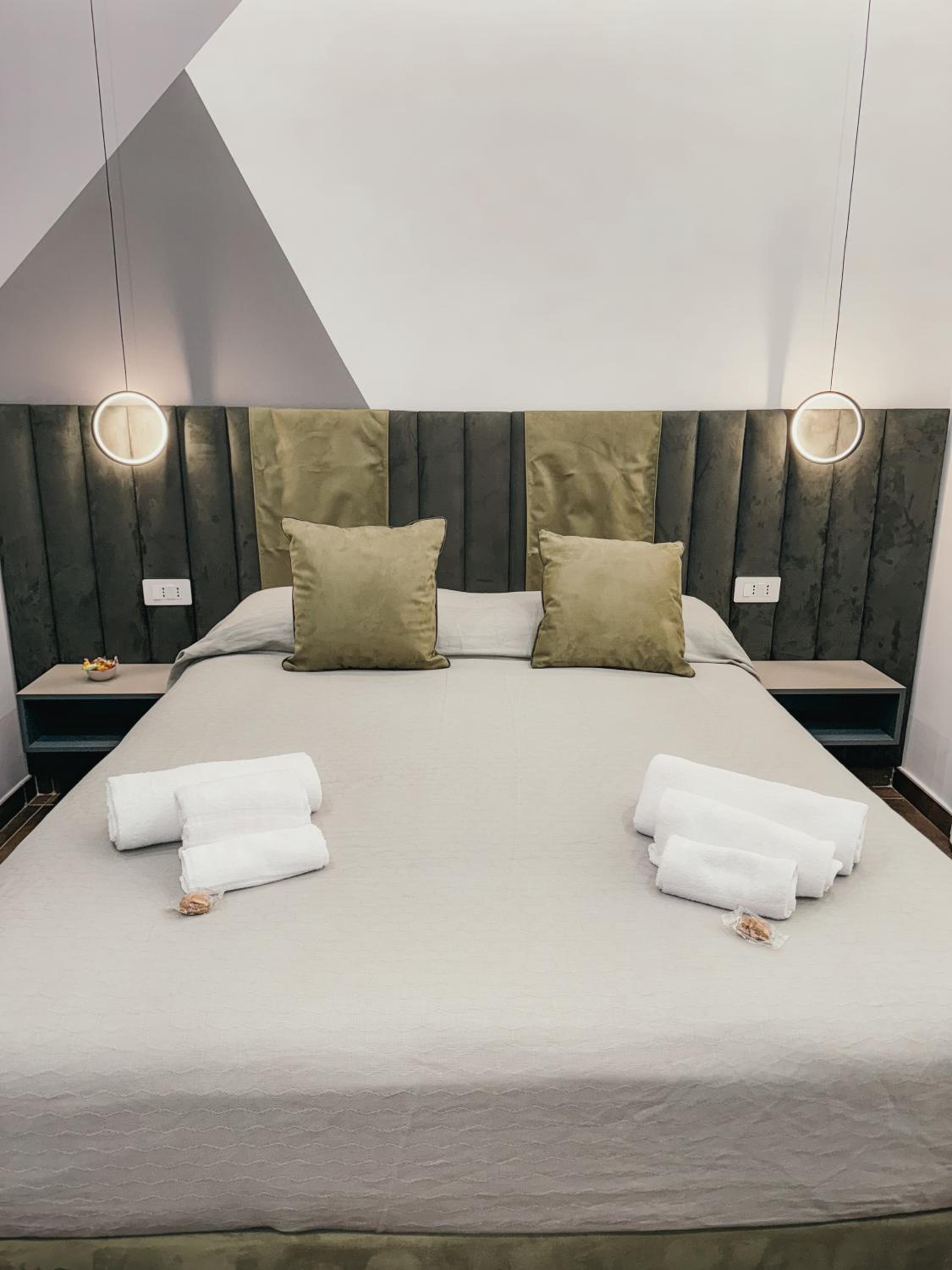 Standard King Room