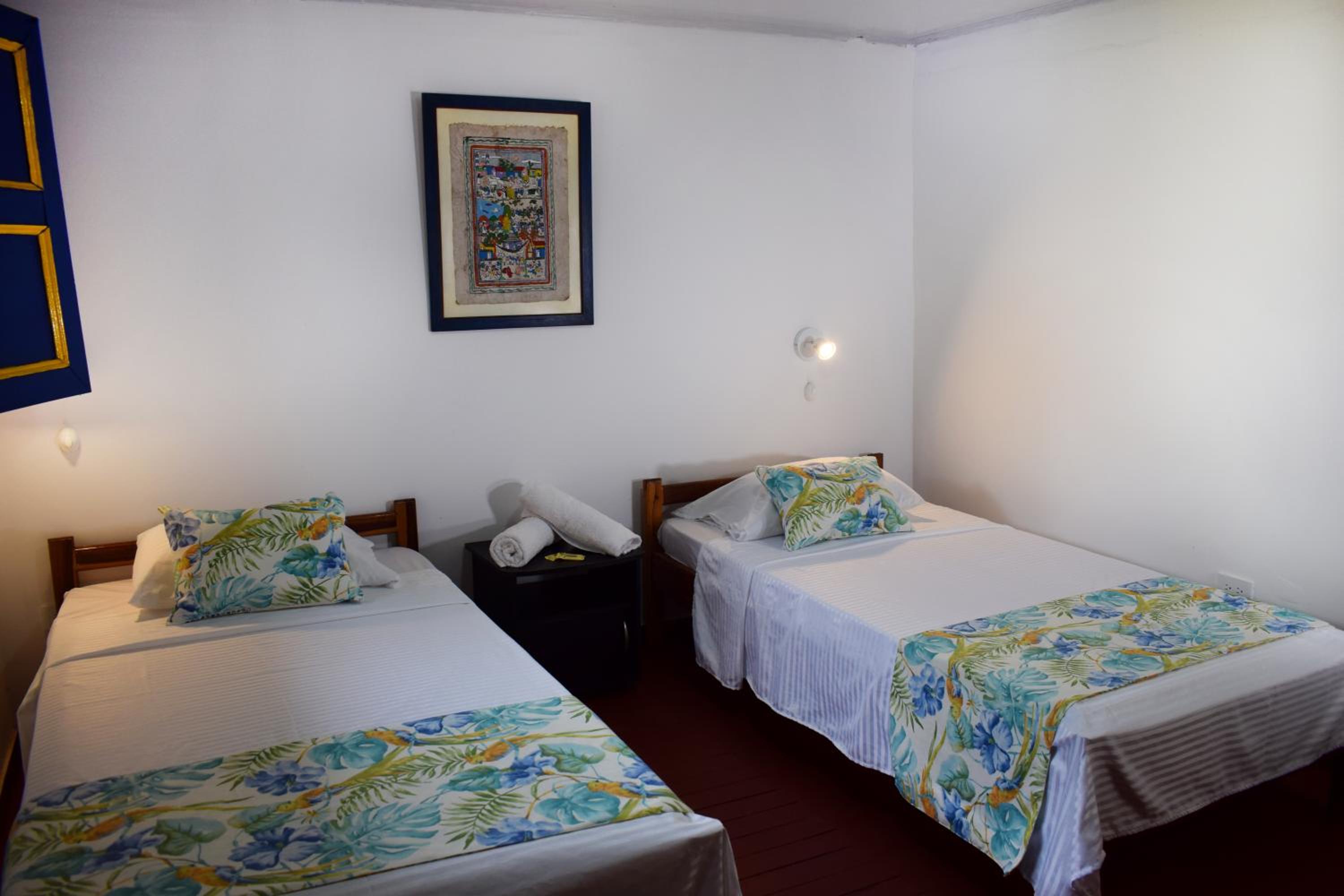 Standard Twin Room photo 2