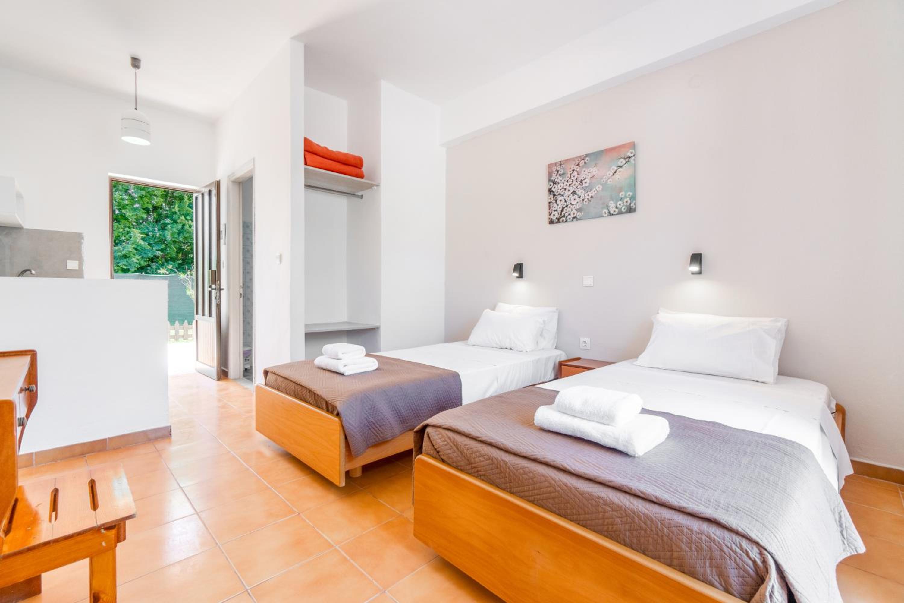 Standard Studio With Balcony photo 1