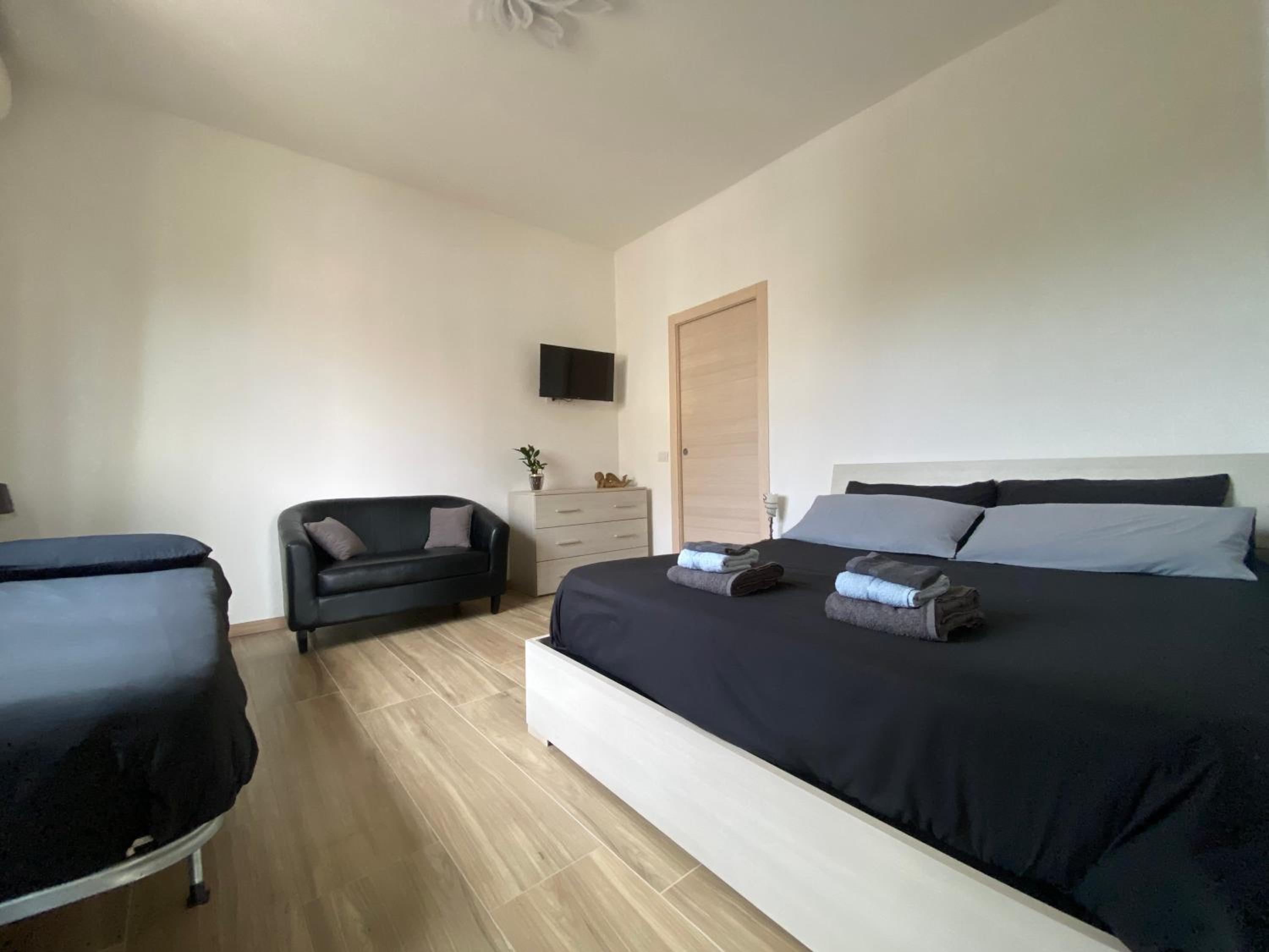 Triple Room with Private Bathroom
