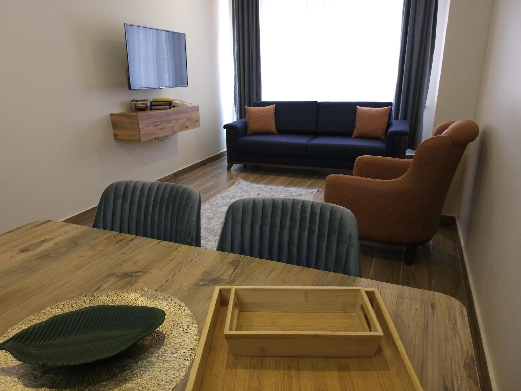 Deluxe Suite photo 2