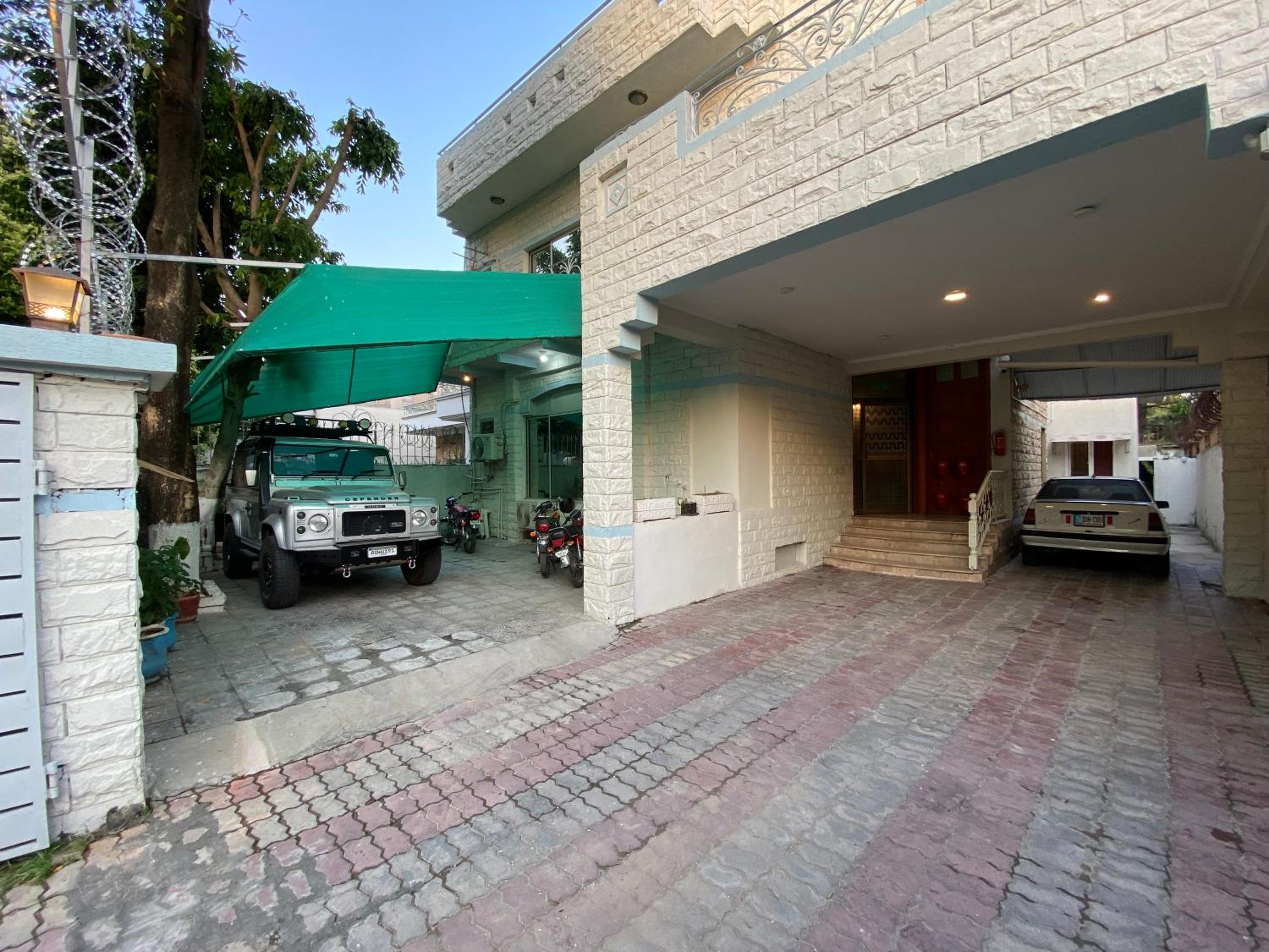Deluxe Triple Room - Photo 5
