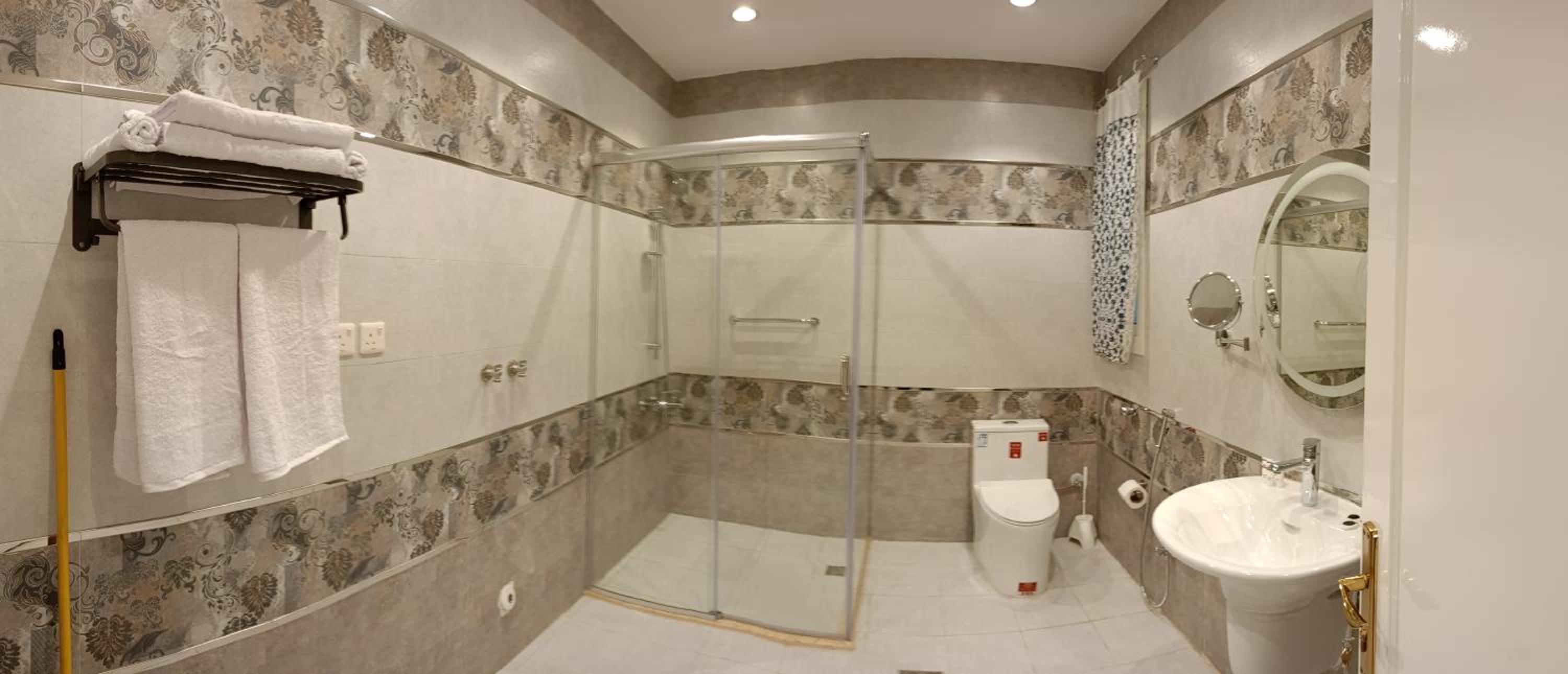 Apartment - Photo 66