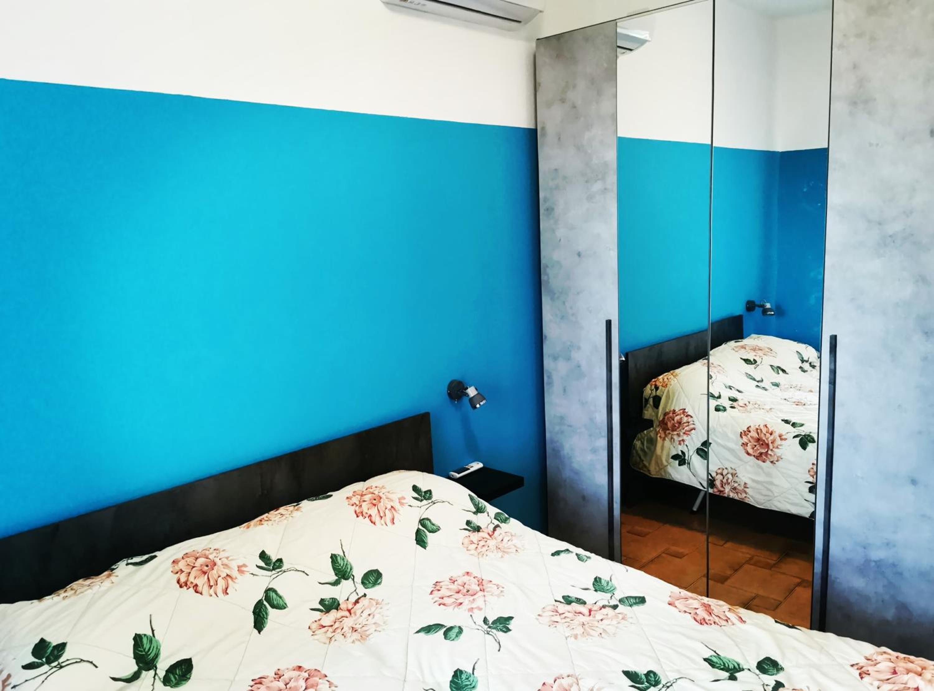 Apartment photo 2