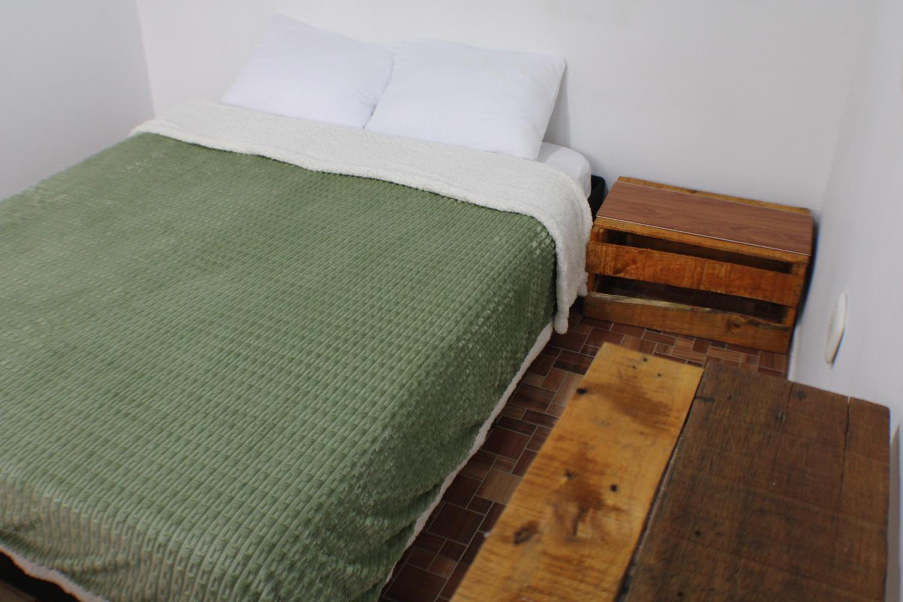 Standard Double Room with Shared Bathroom photo 3
